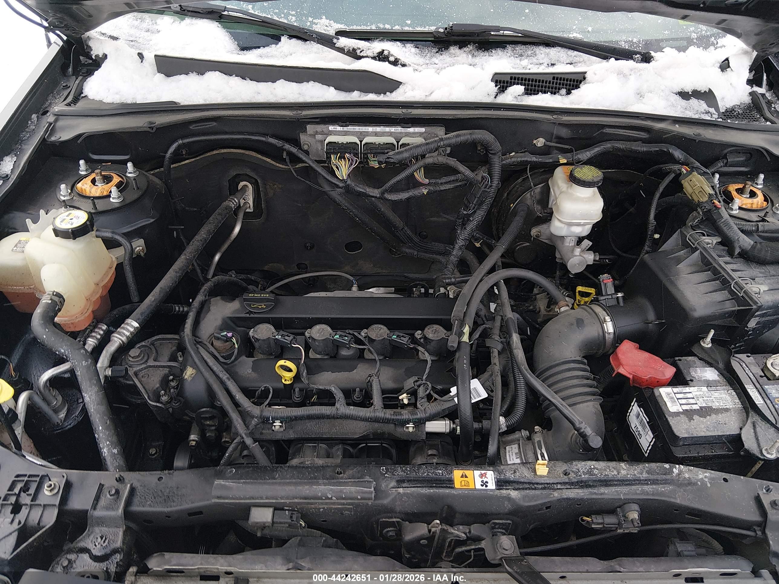 FORD ESCAPE image 10