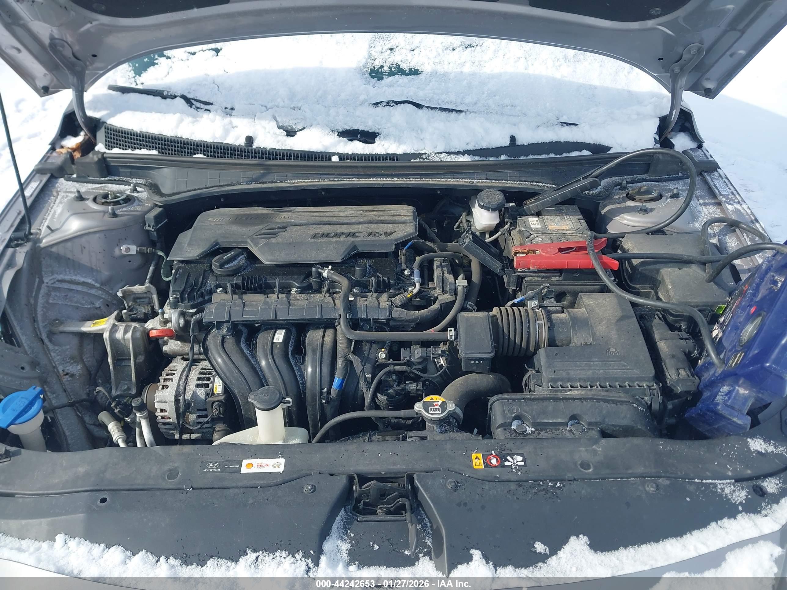 HYUNDAI ELANTRA image 10
