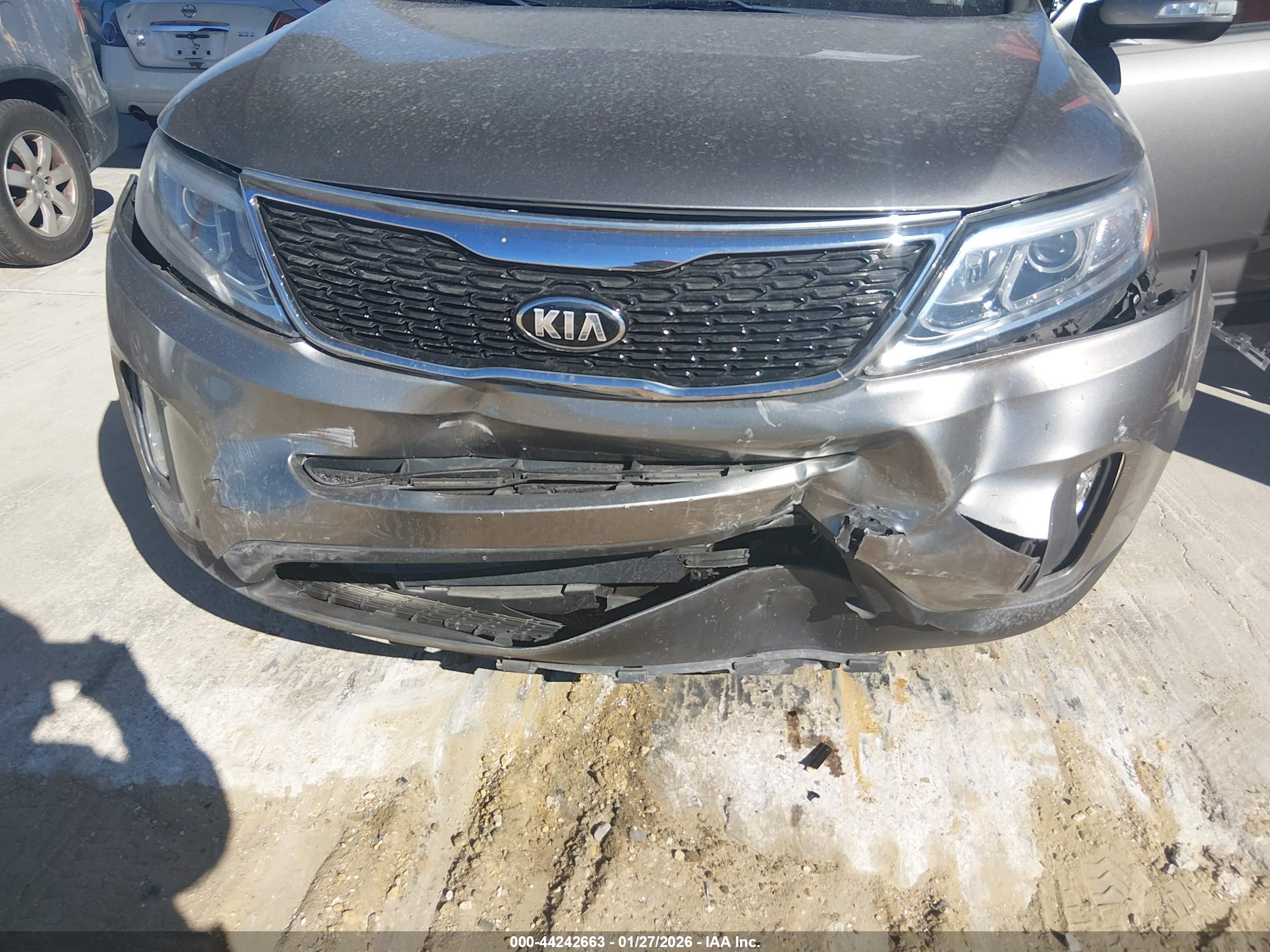 KIA SORENTO image 6
