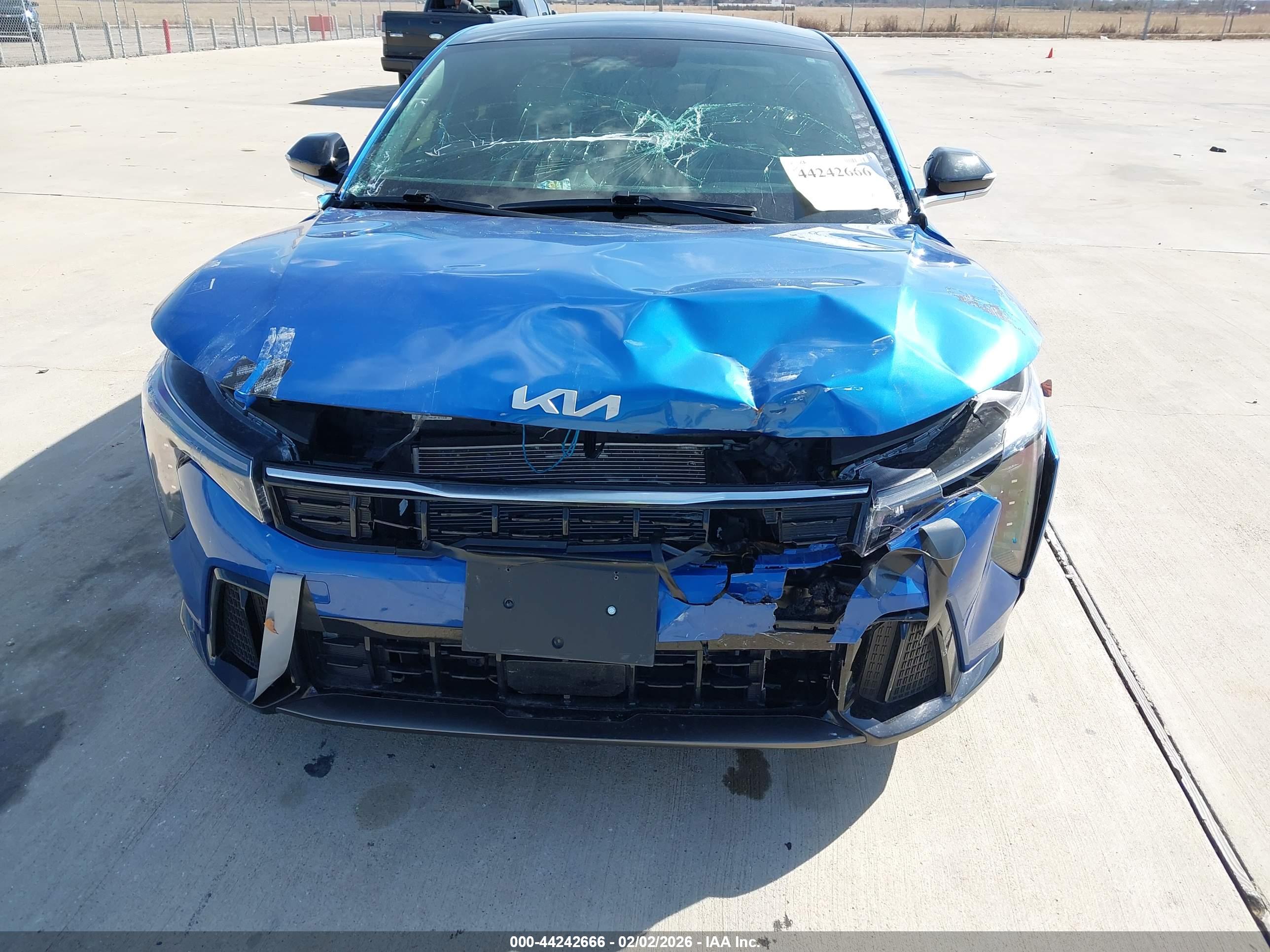 KIA K4 image 6