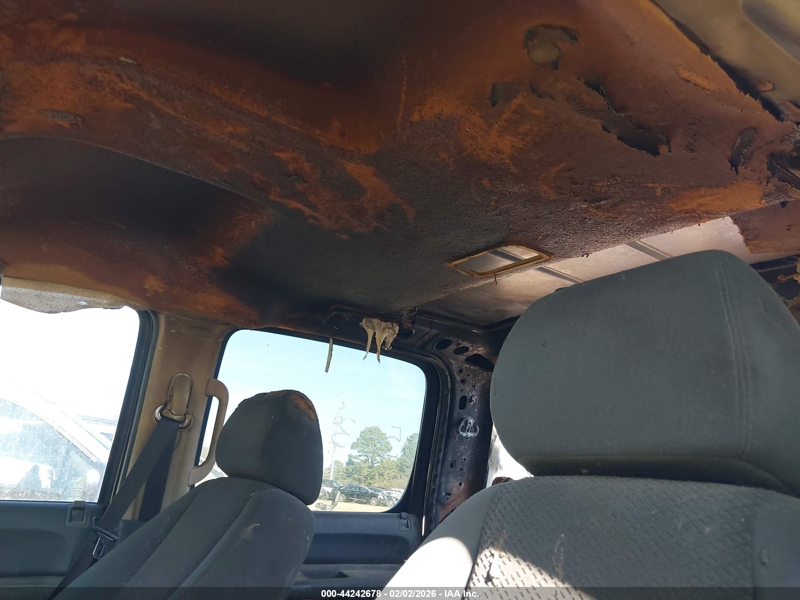 GMC SIERRA image 6