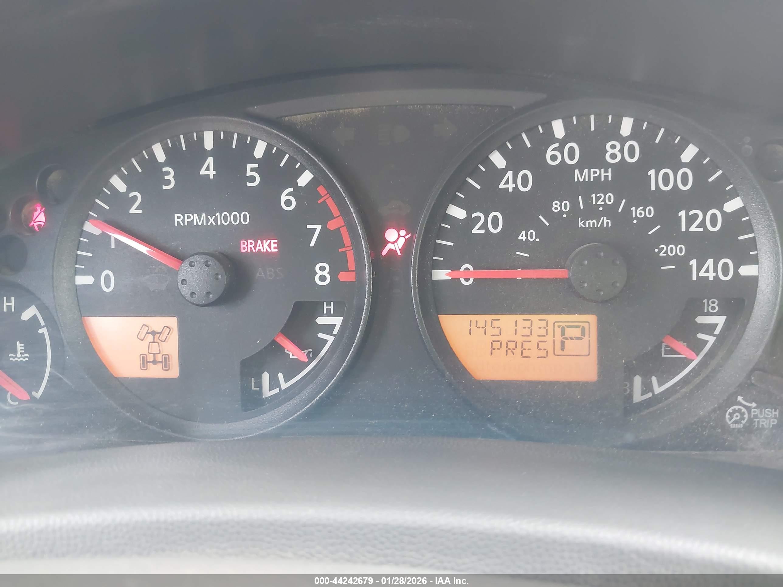 NISSAN FRONTIER image 7