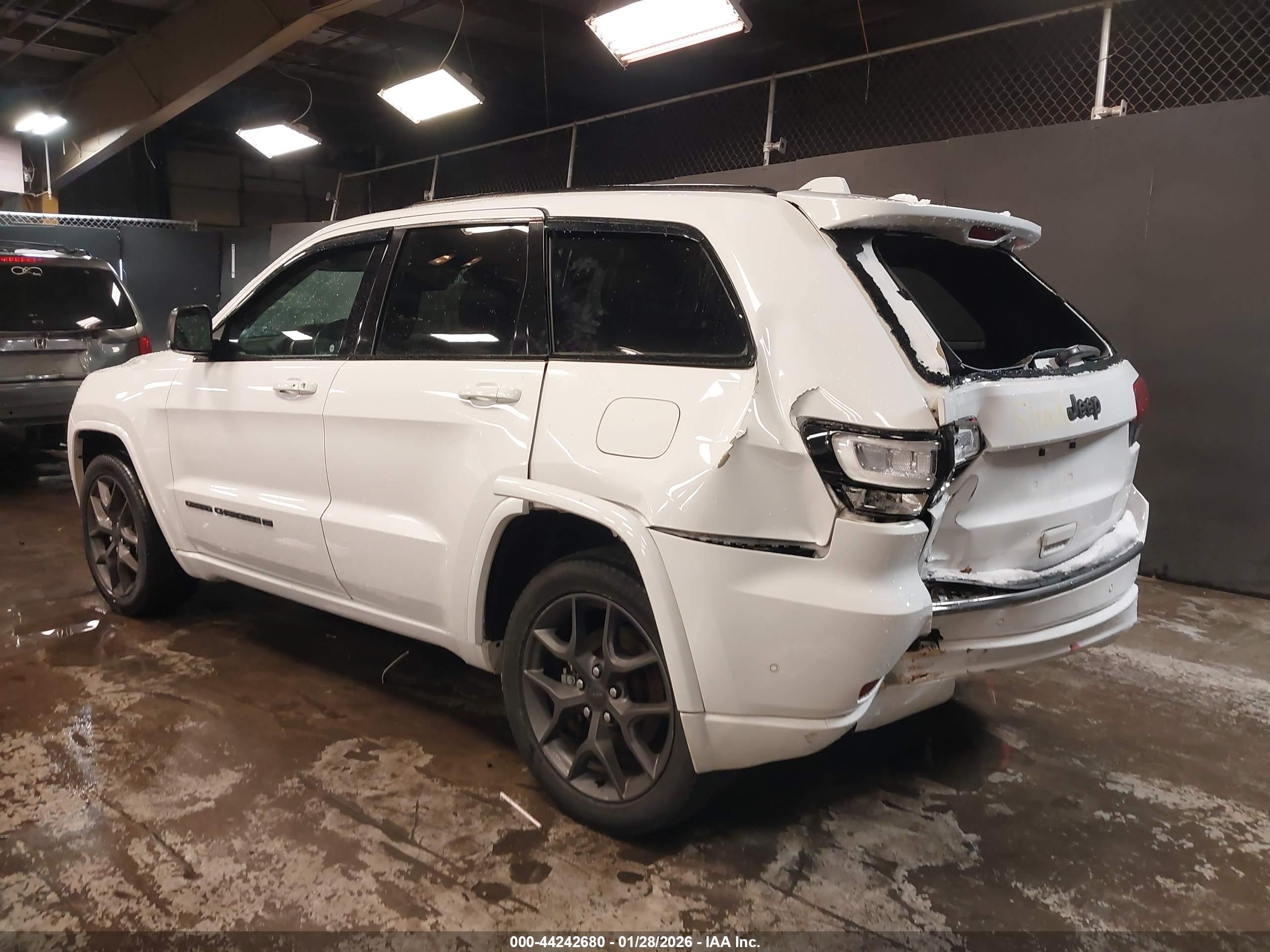 JEEP GRAND image 3