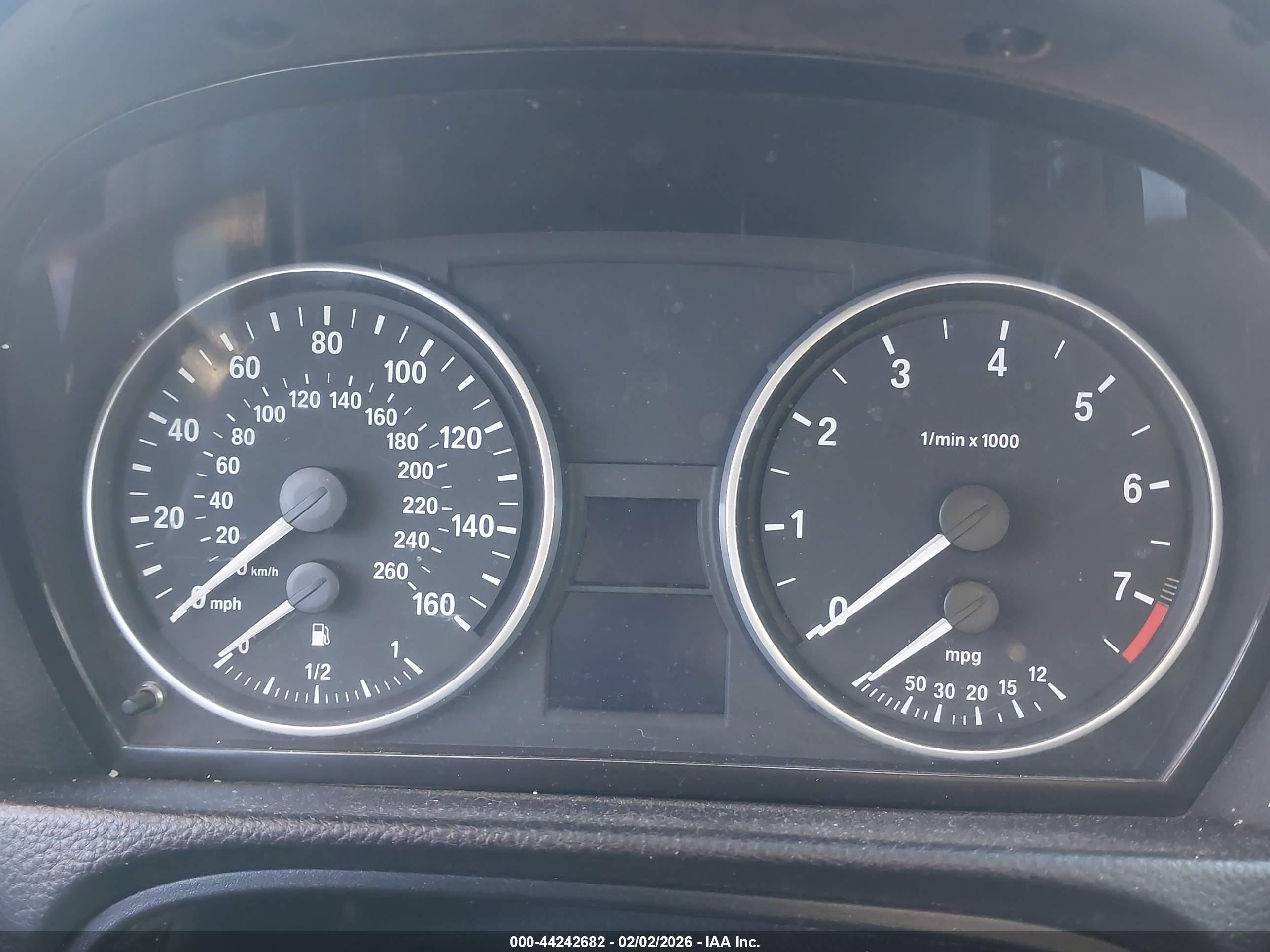 BMW 328I image 7