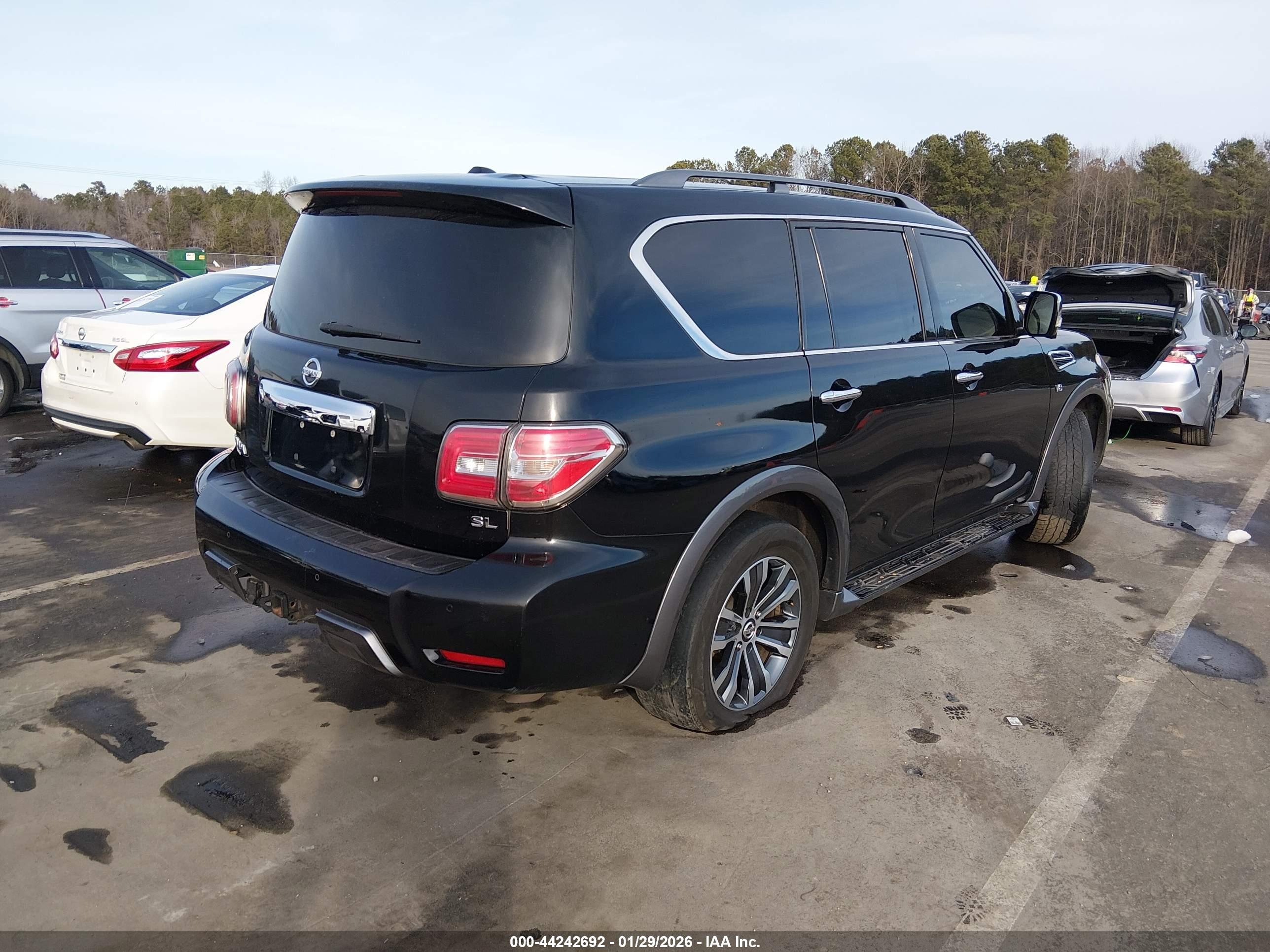 NISSAN ARMADA image 4