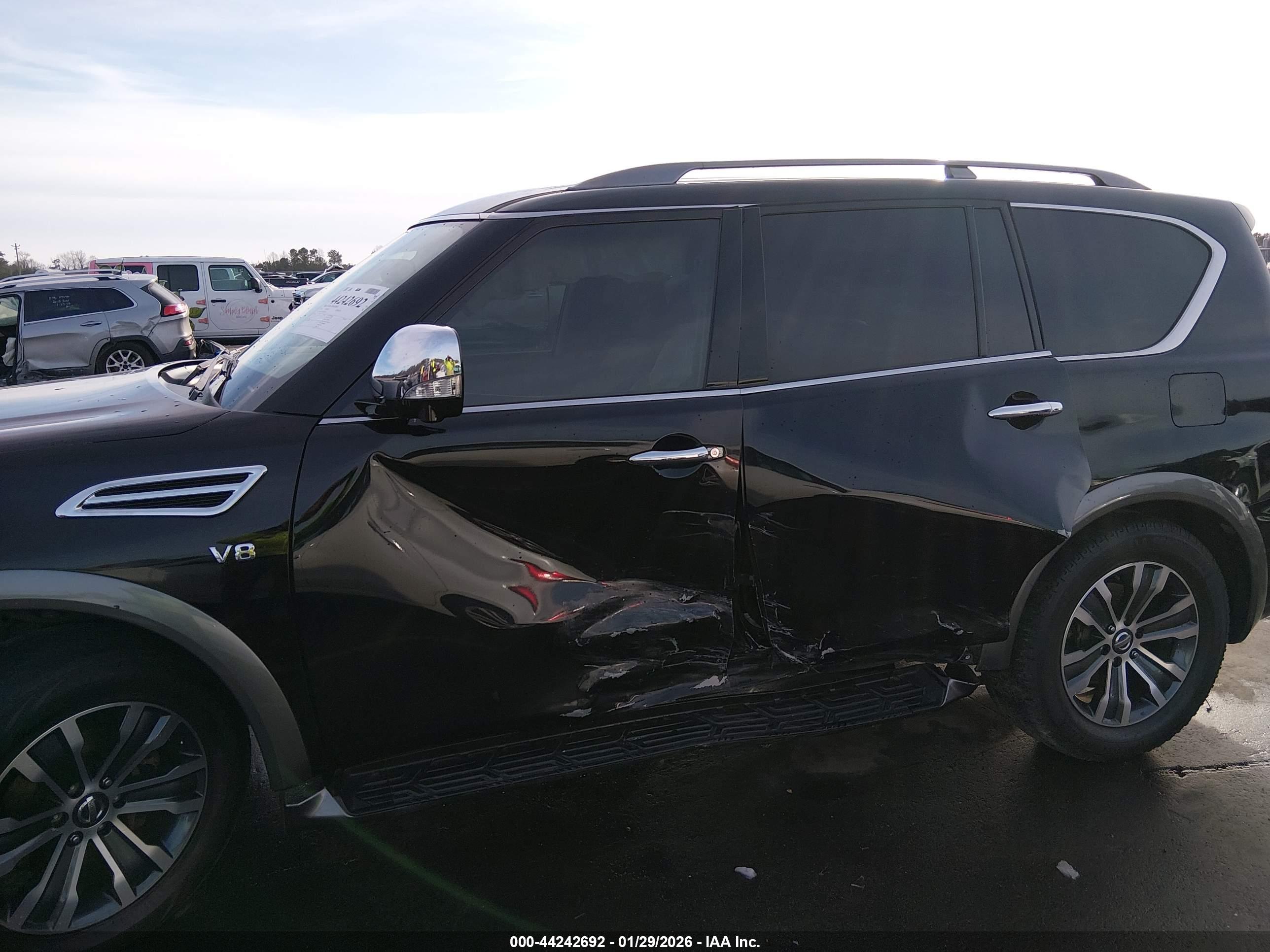 NISSAN ARMADA image 6