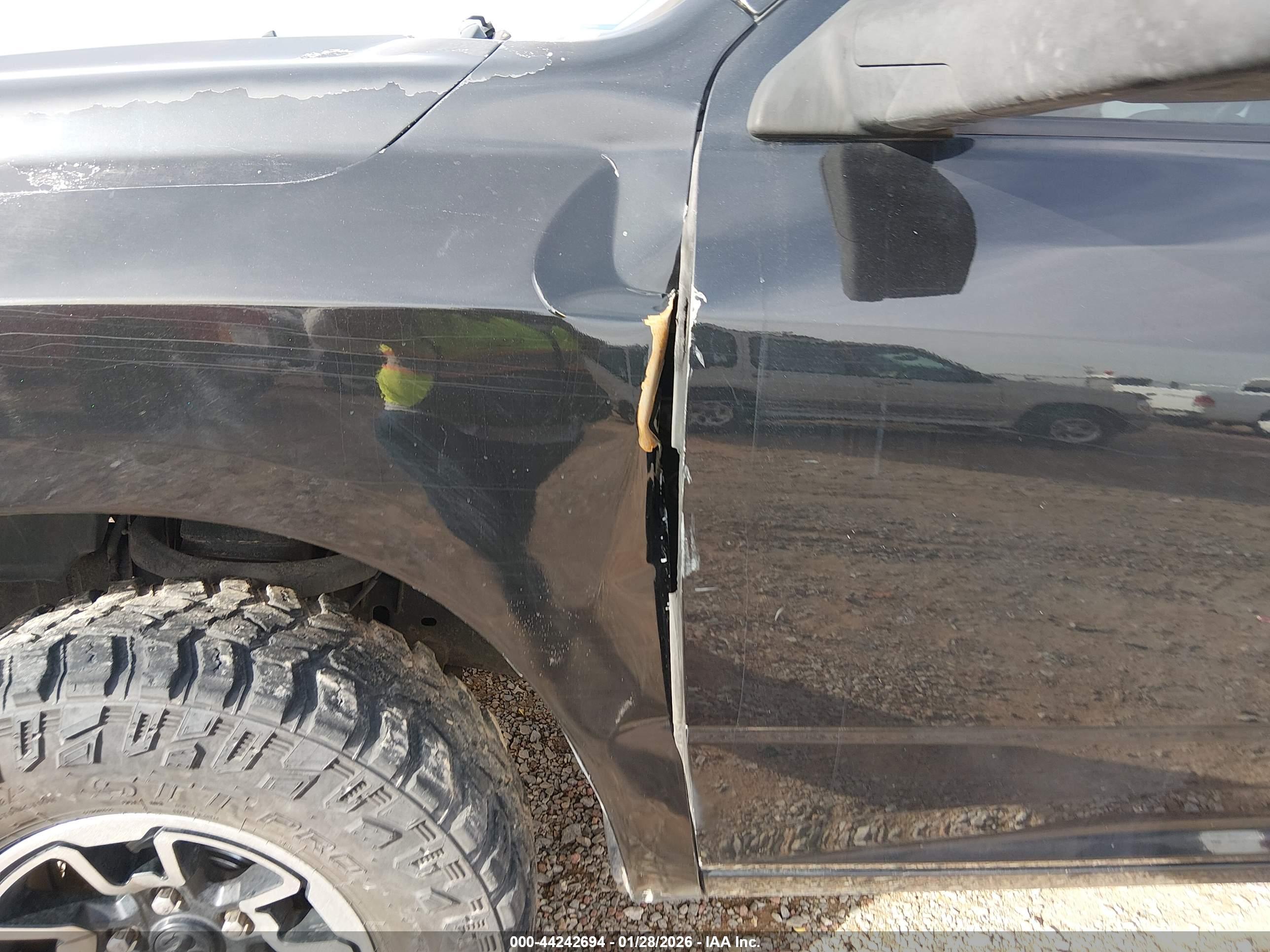 DODGE RAM image 6