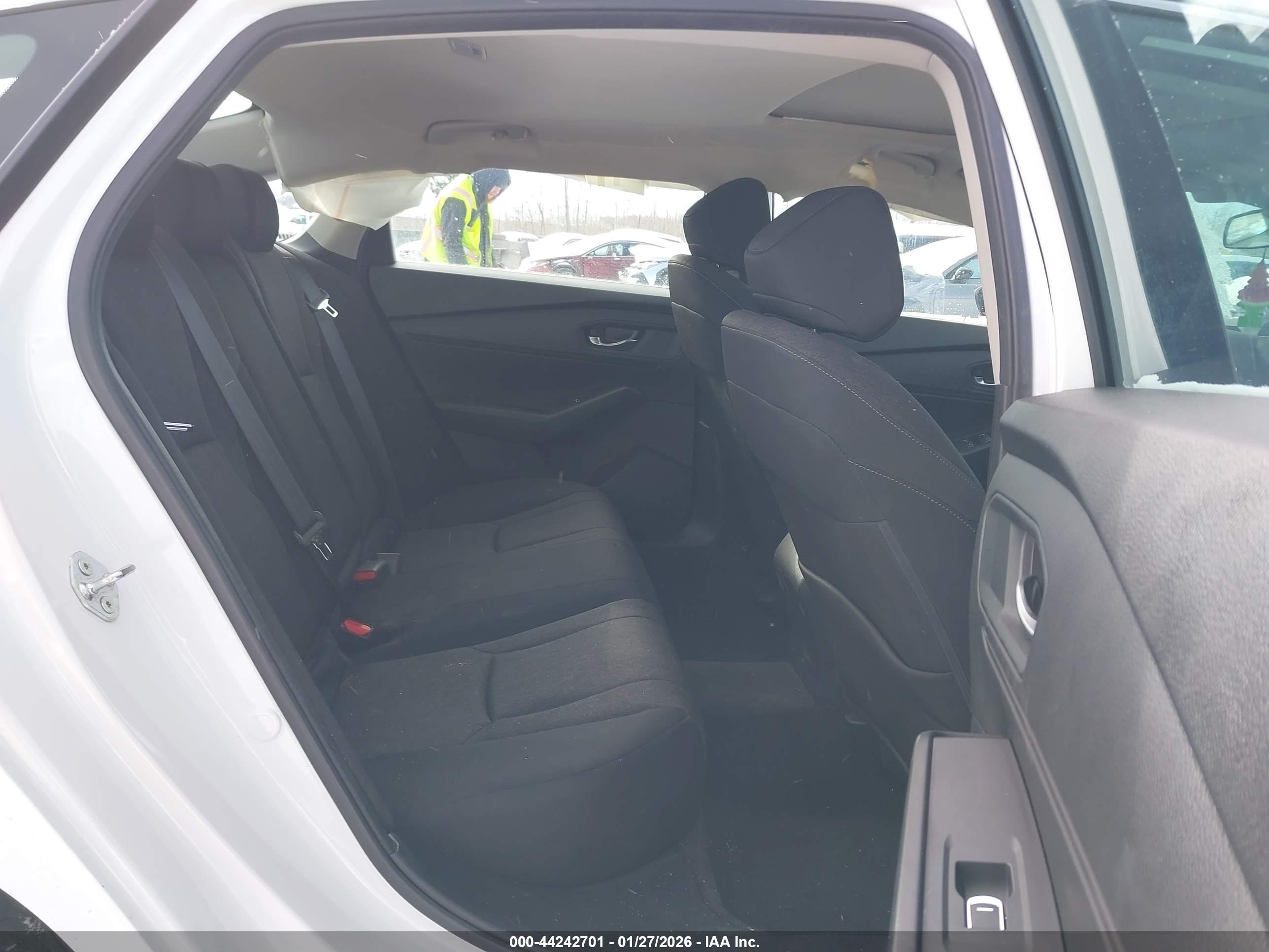 HONDA ACCORD image 8
