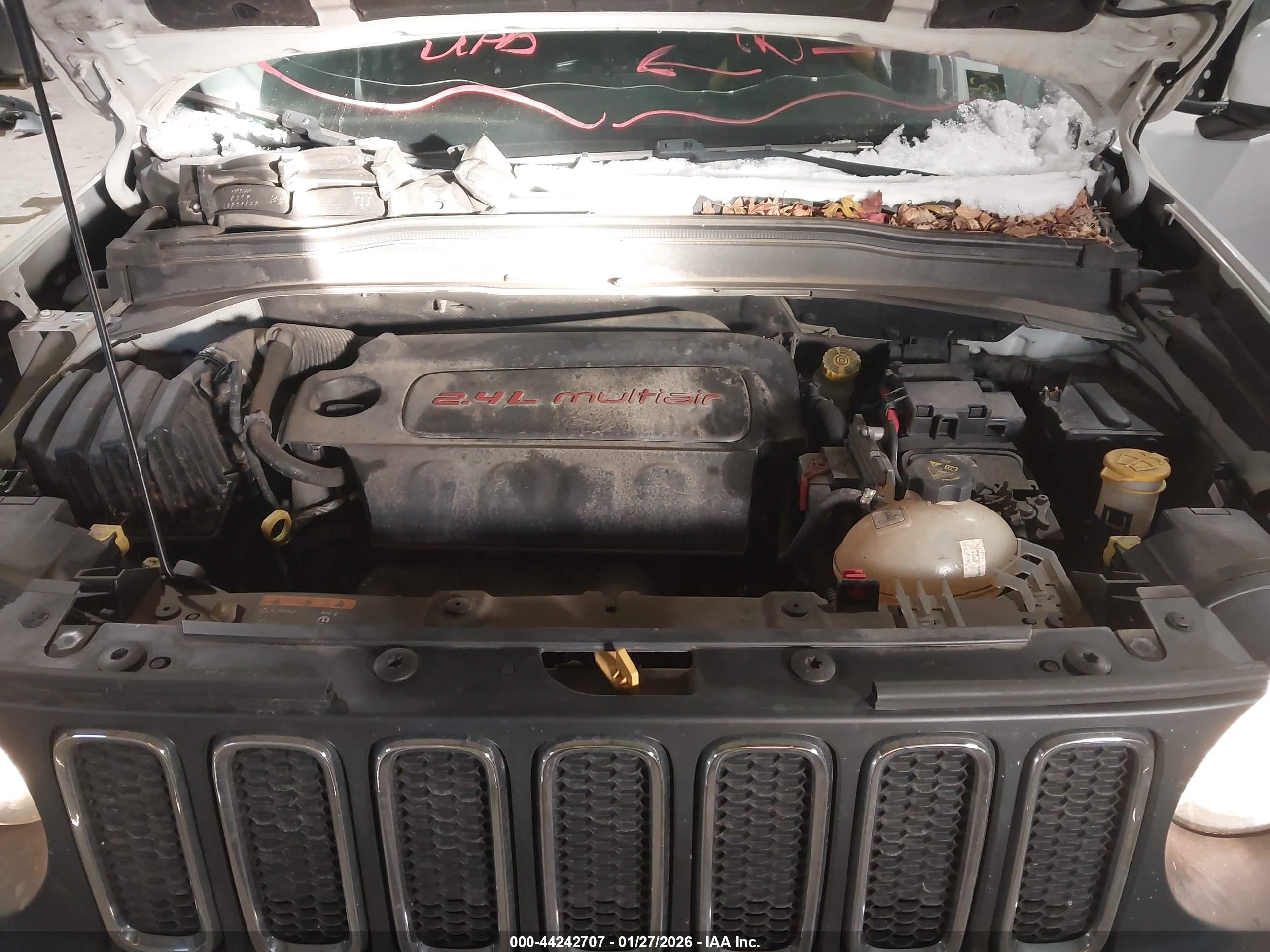 JEEP RENEGADE image 10