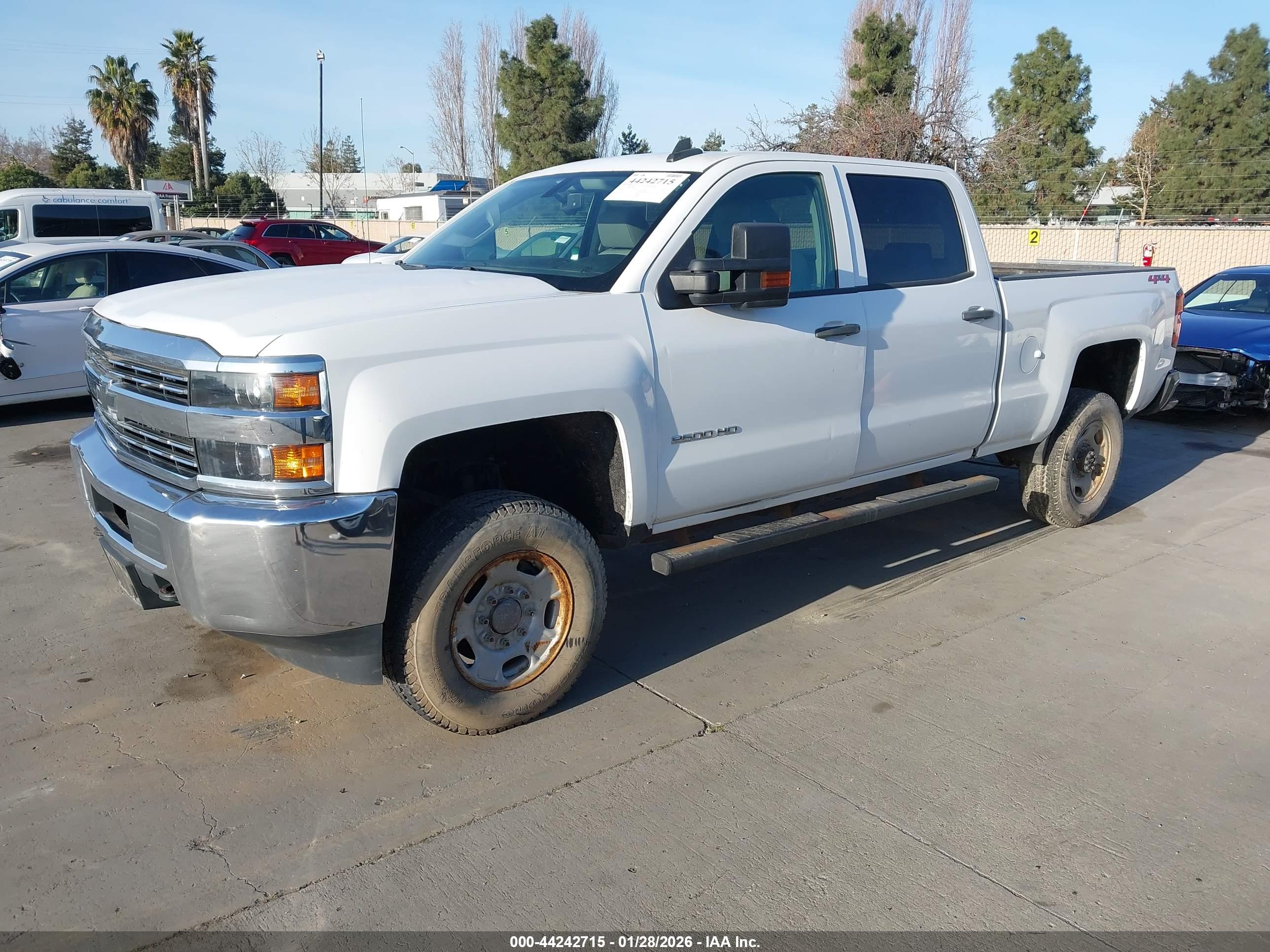 CHEVROLET SILVERADO image 2