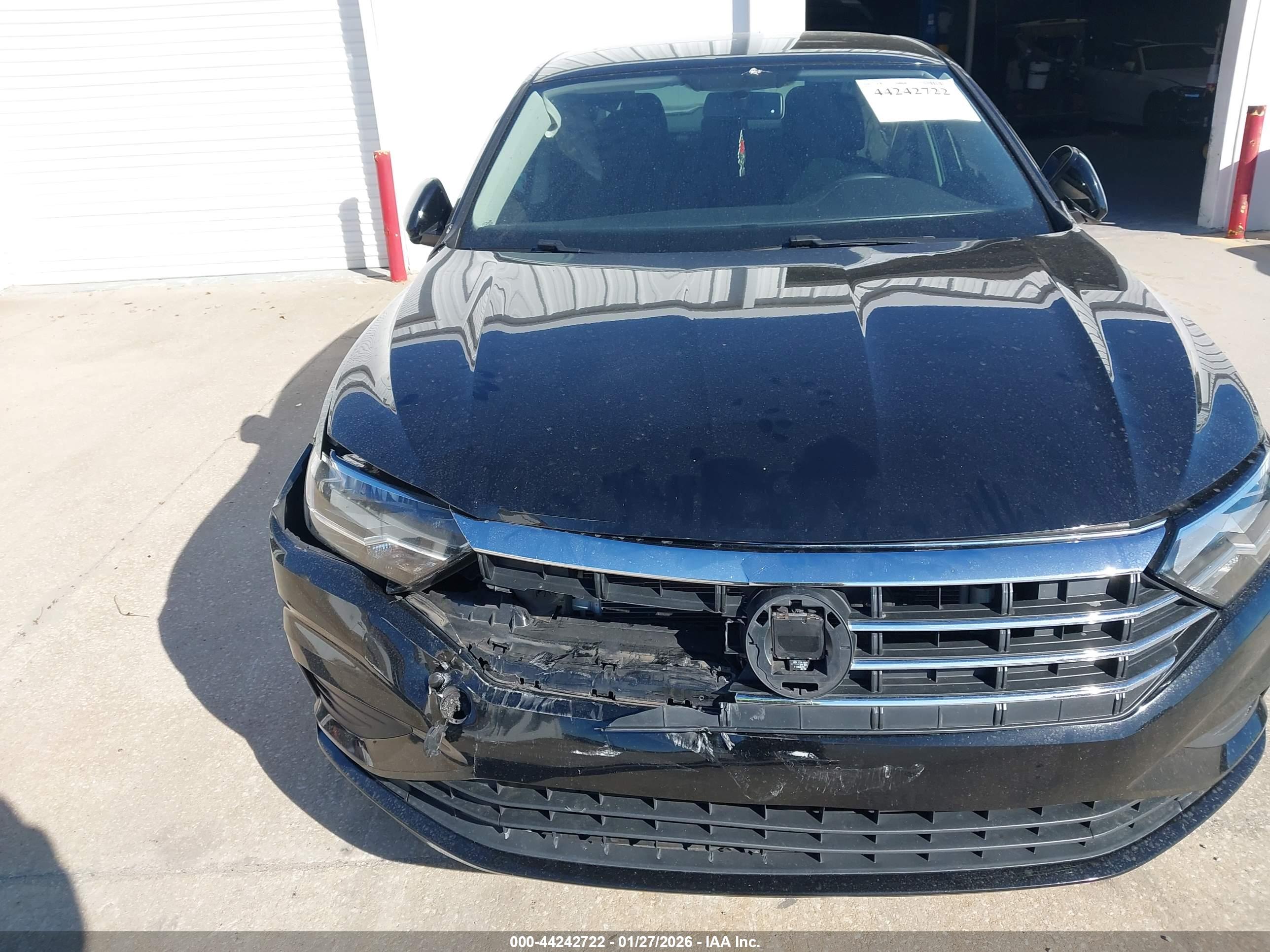 VOLKSWAGEN JETTA image 6