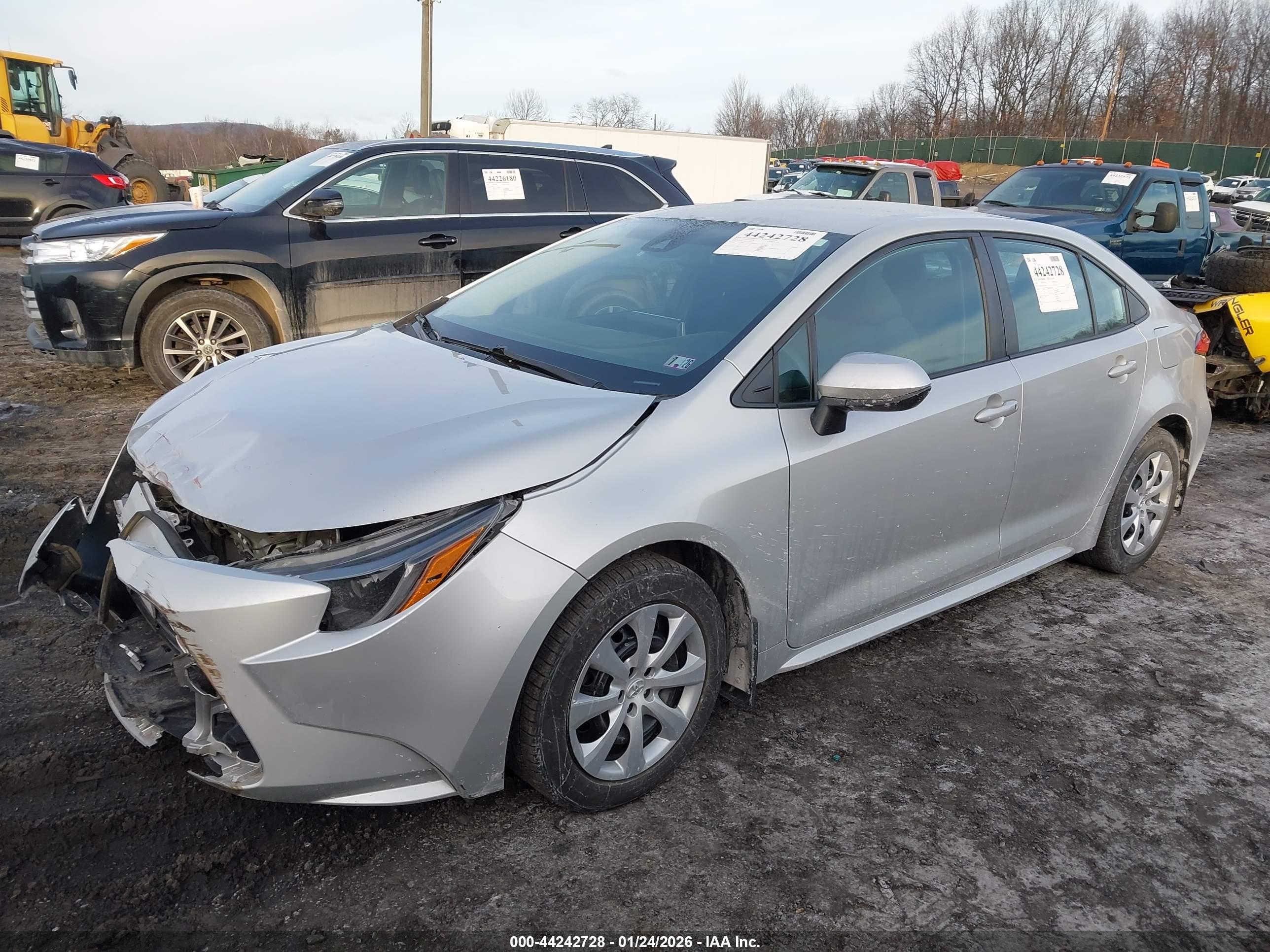 TOYOTA COROLLA image 2
