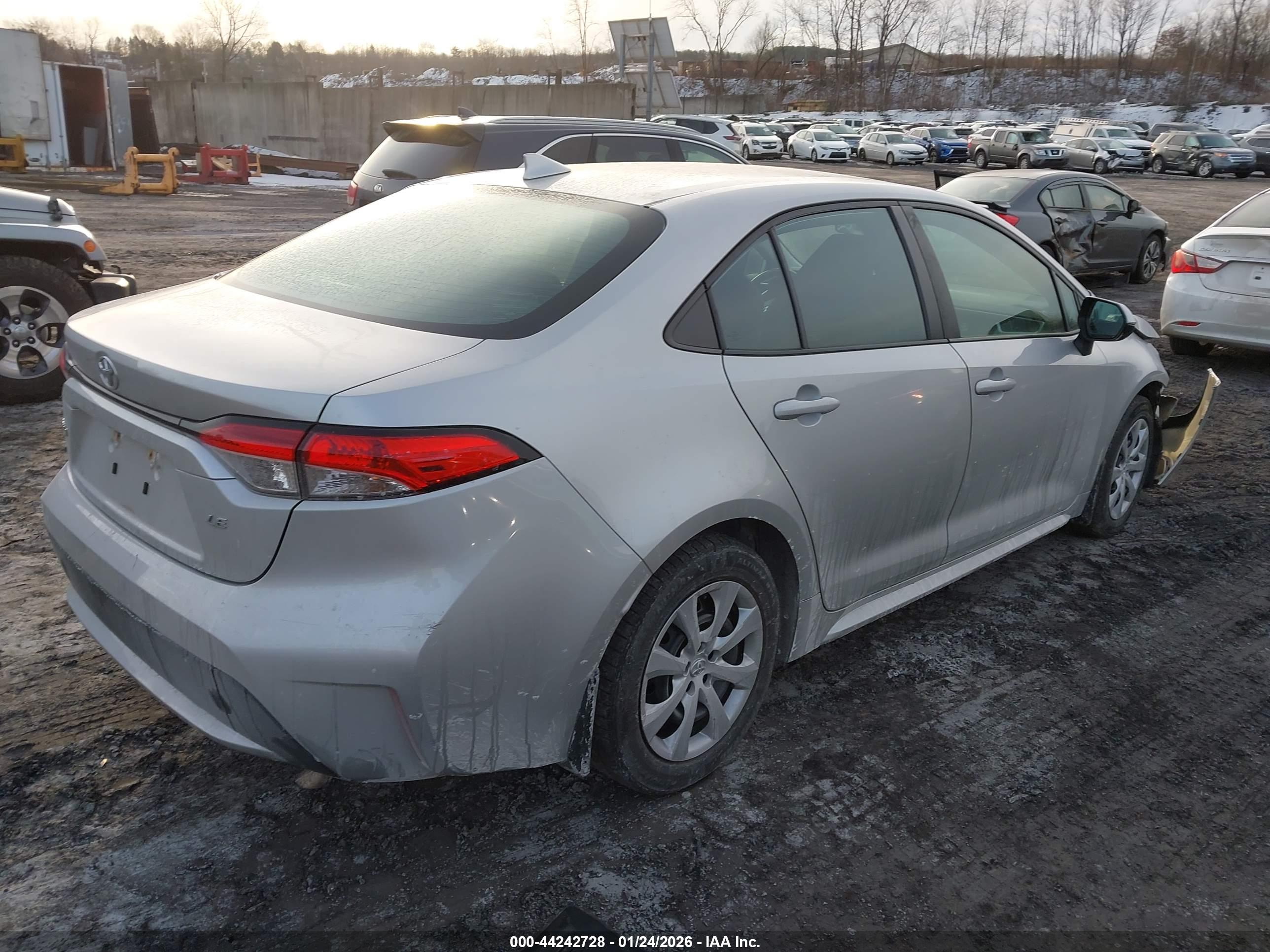 TOYOTA COROLLA image 4