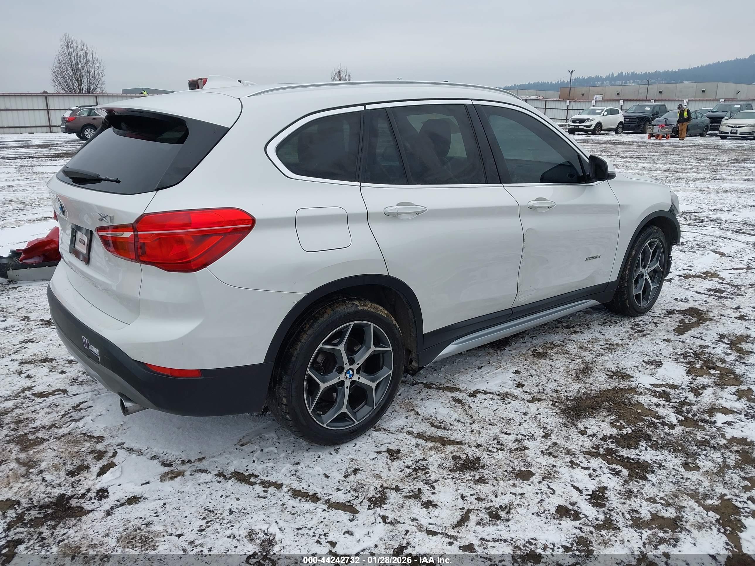 BMW X1 image 4