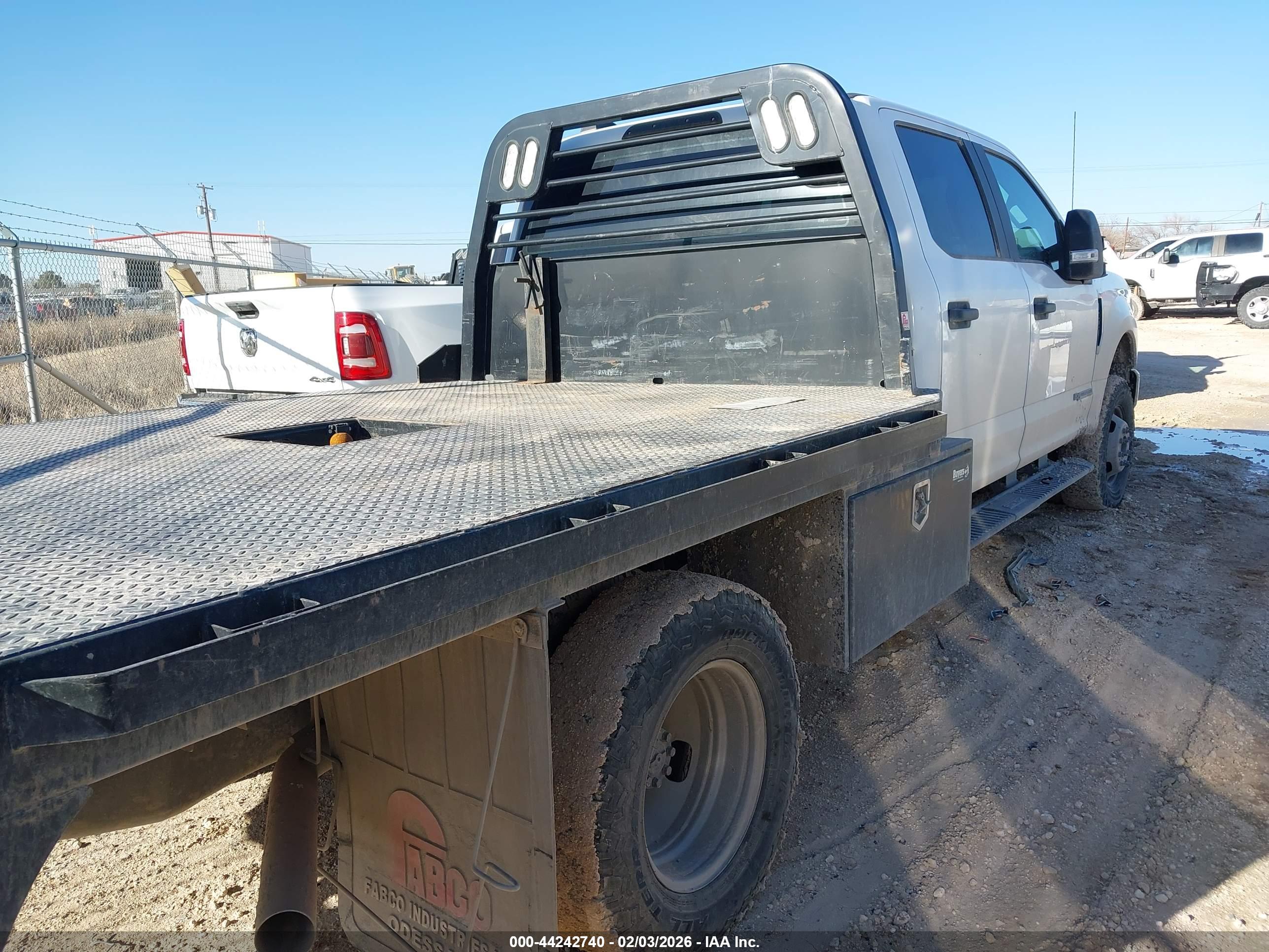 FORD F-350 image 4