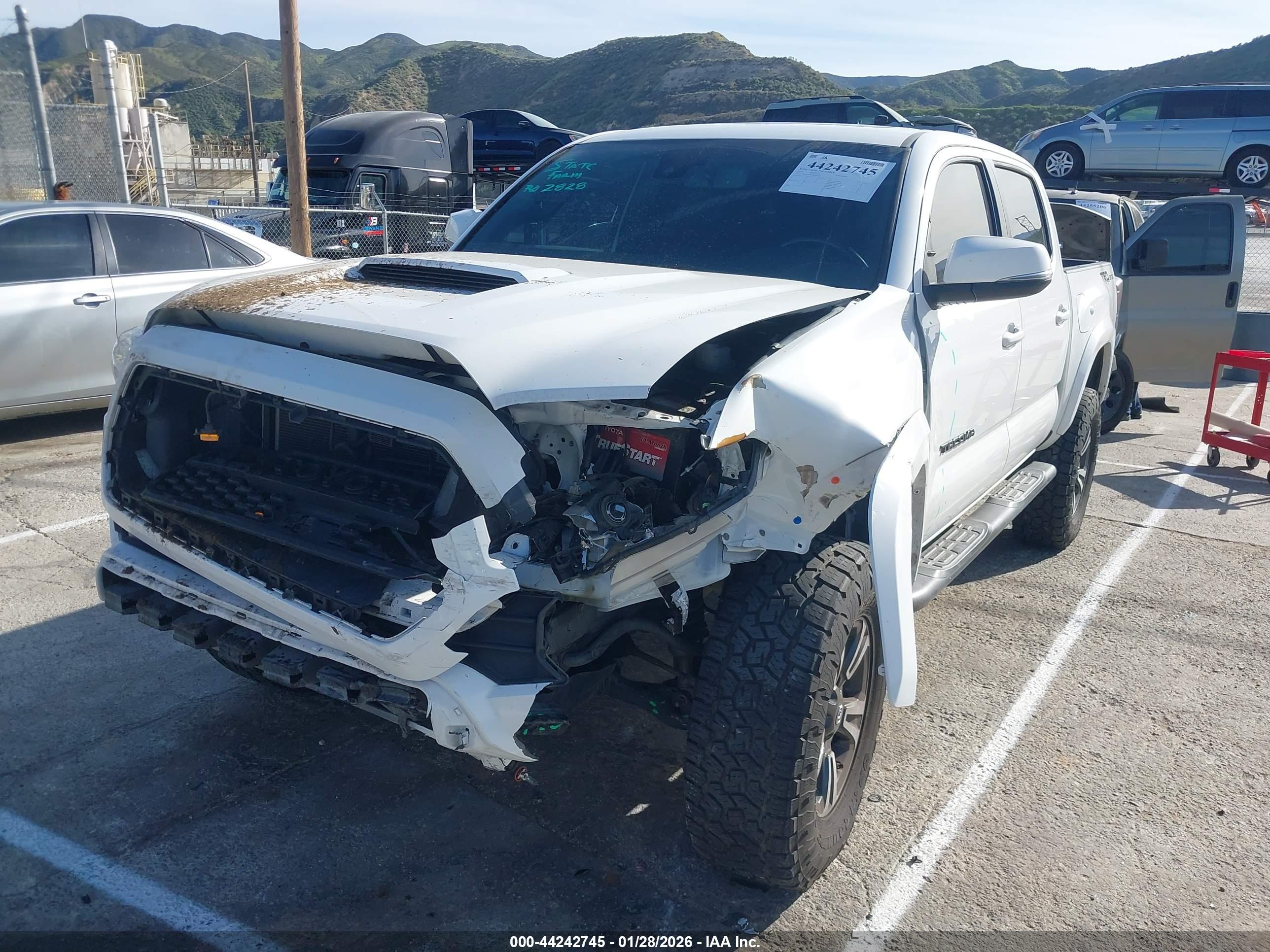 TOYOTA TACOMA image 6