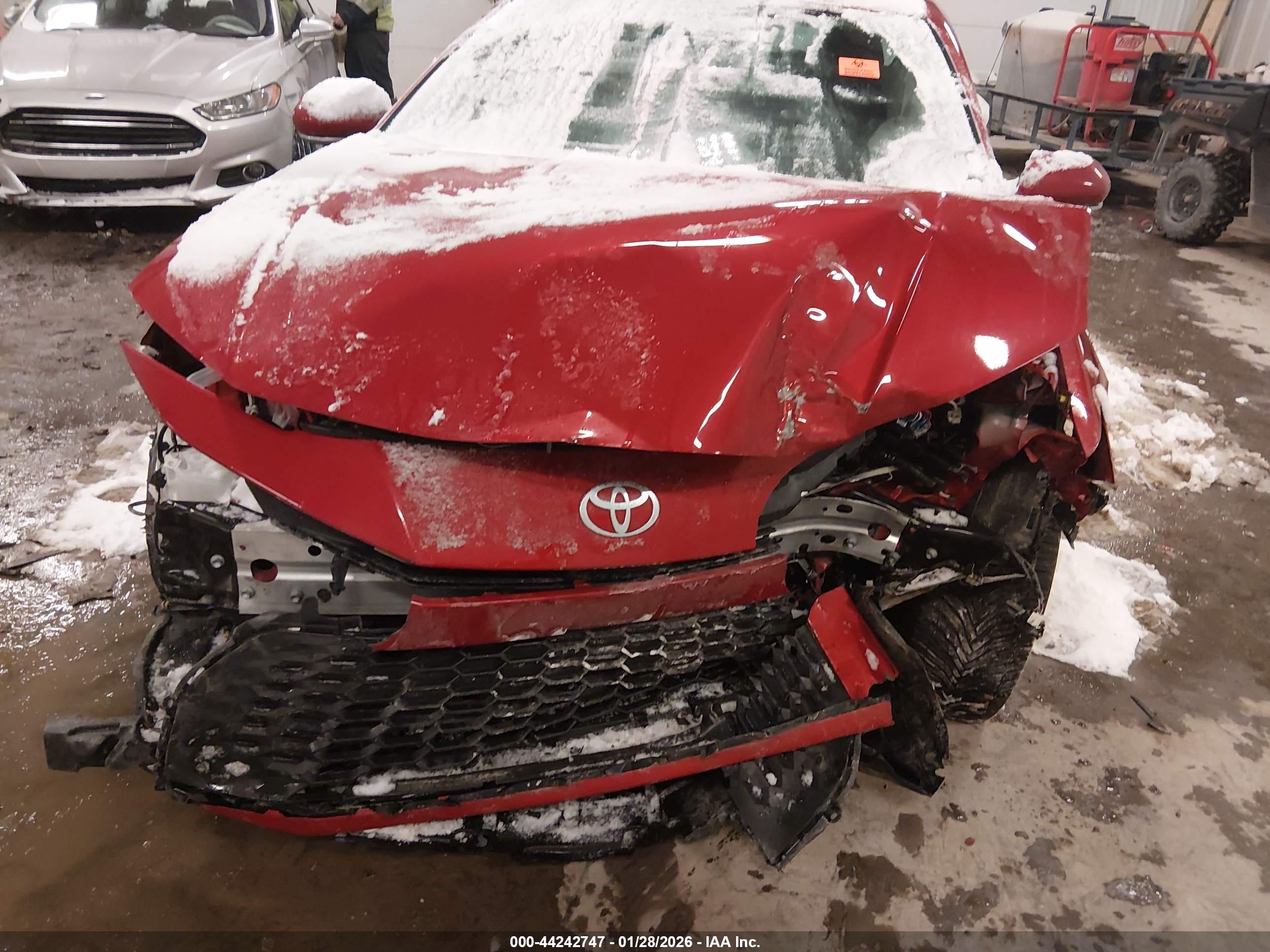 TOYOTA CAMRY image 6