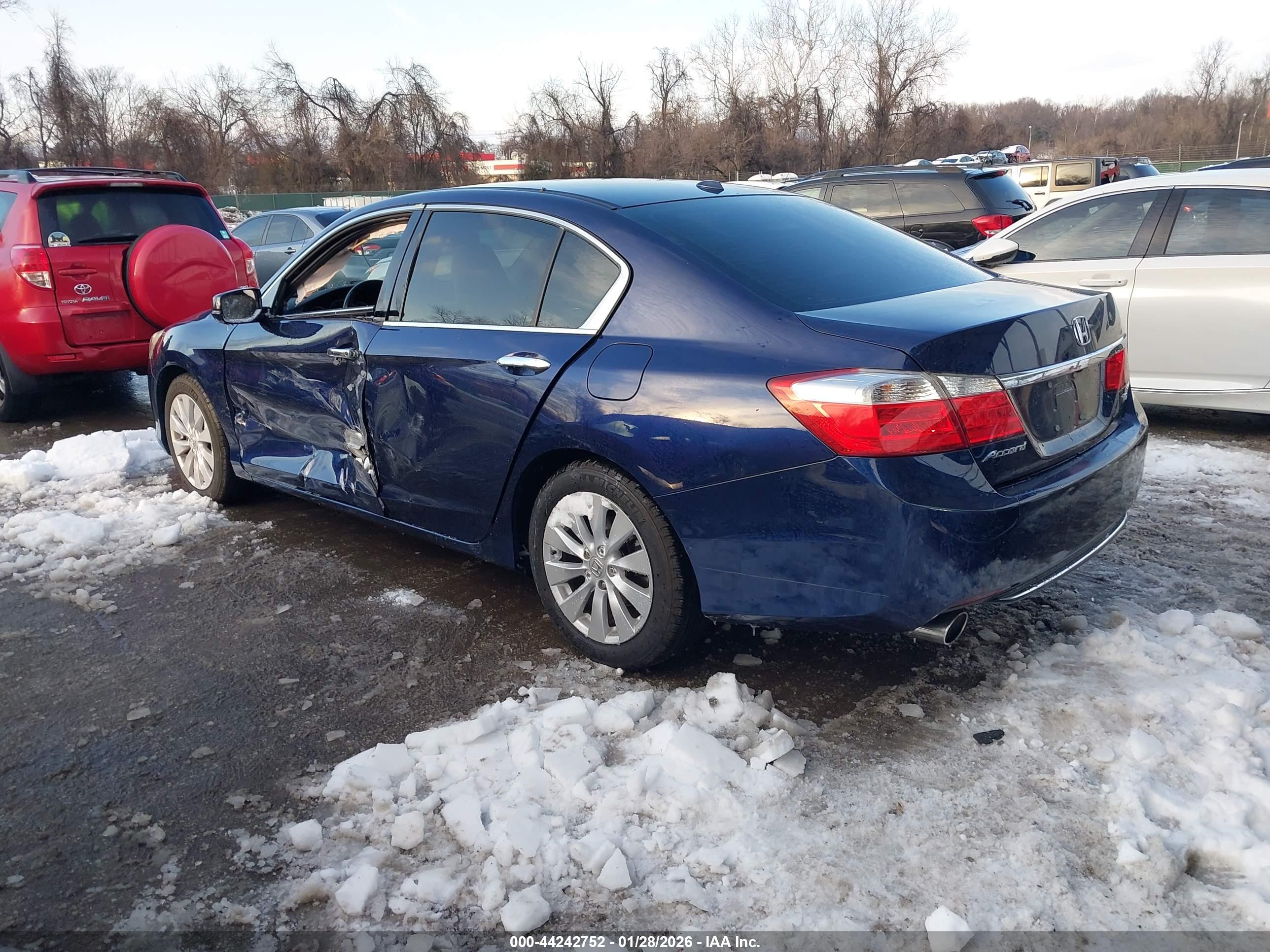 HONDA ACCORD image 3