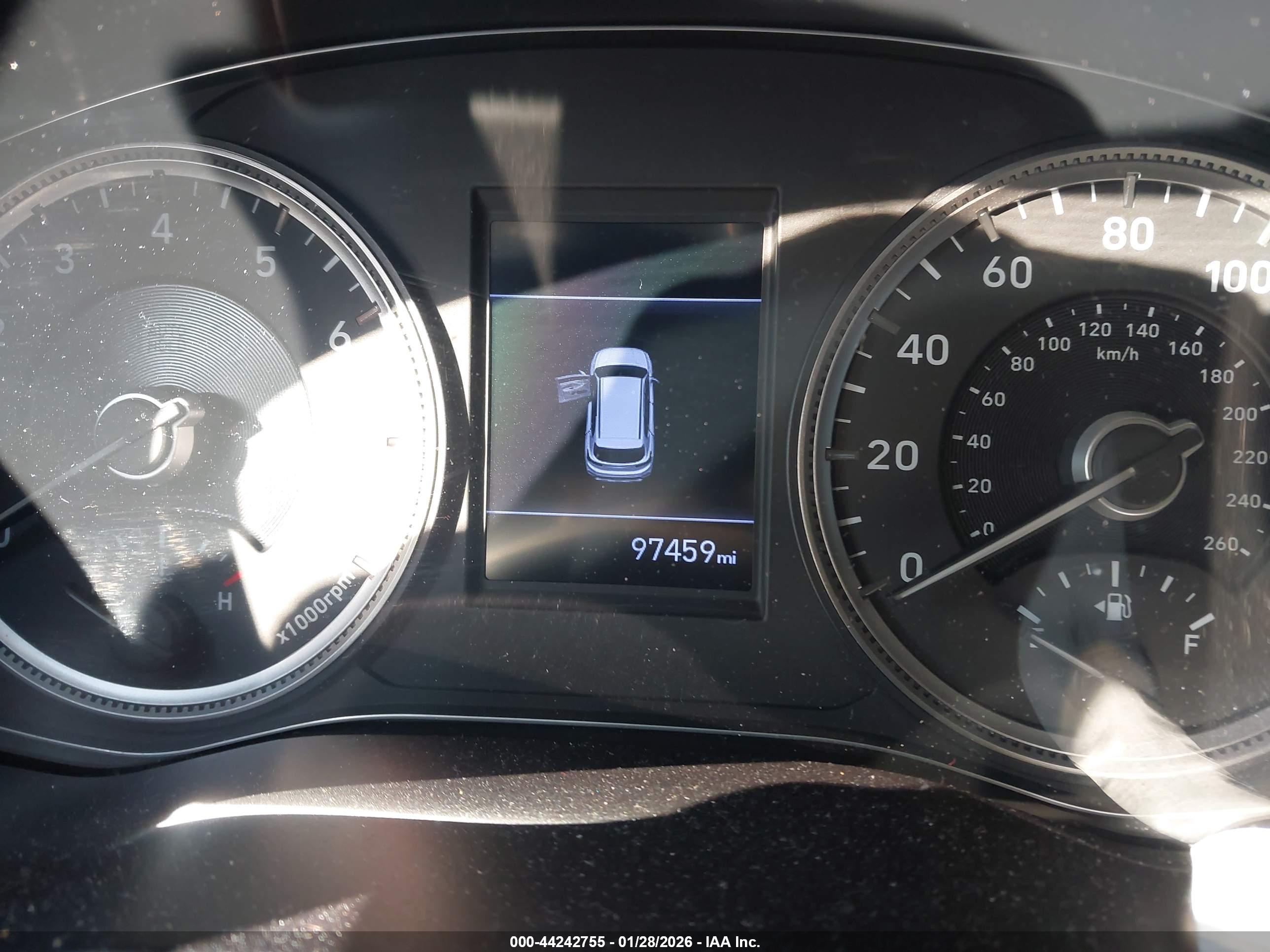HYUNDAI SANTA image 7