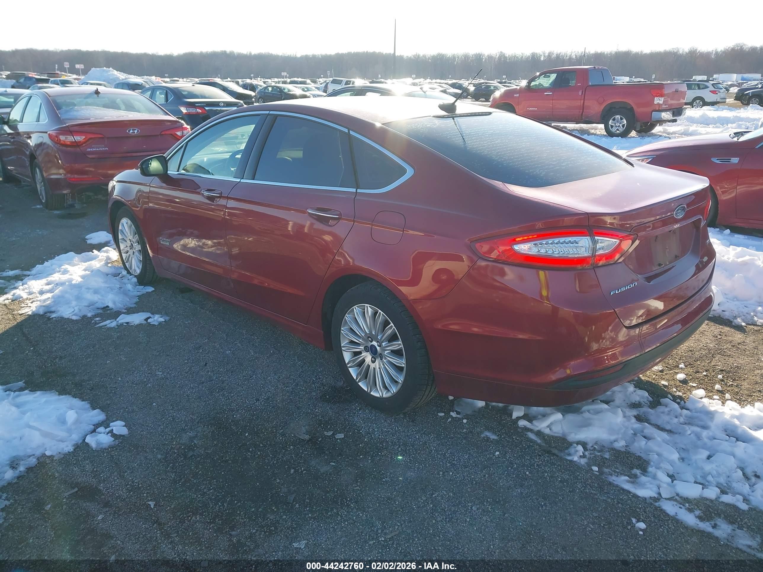 FORD FUSION image 3