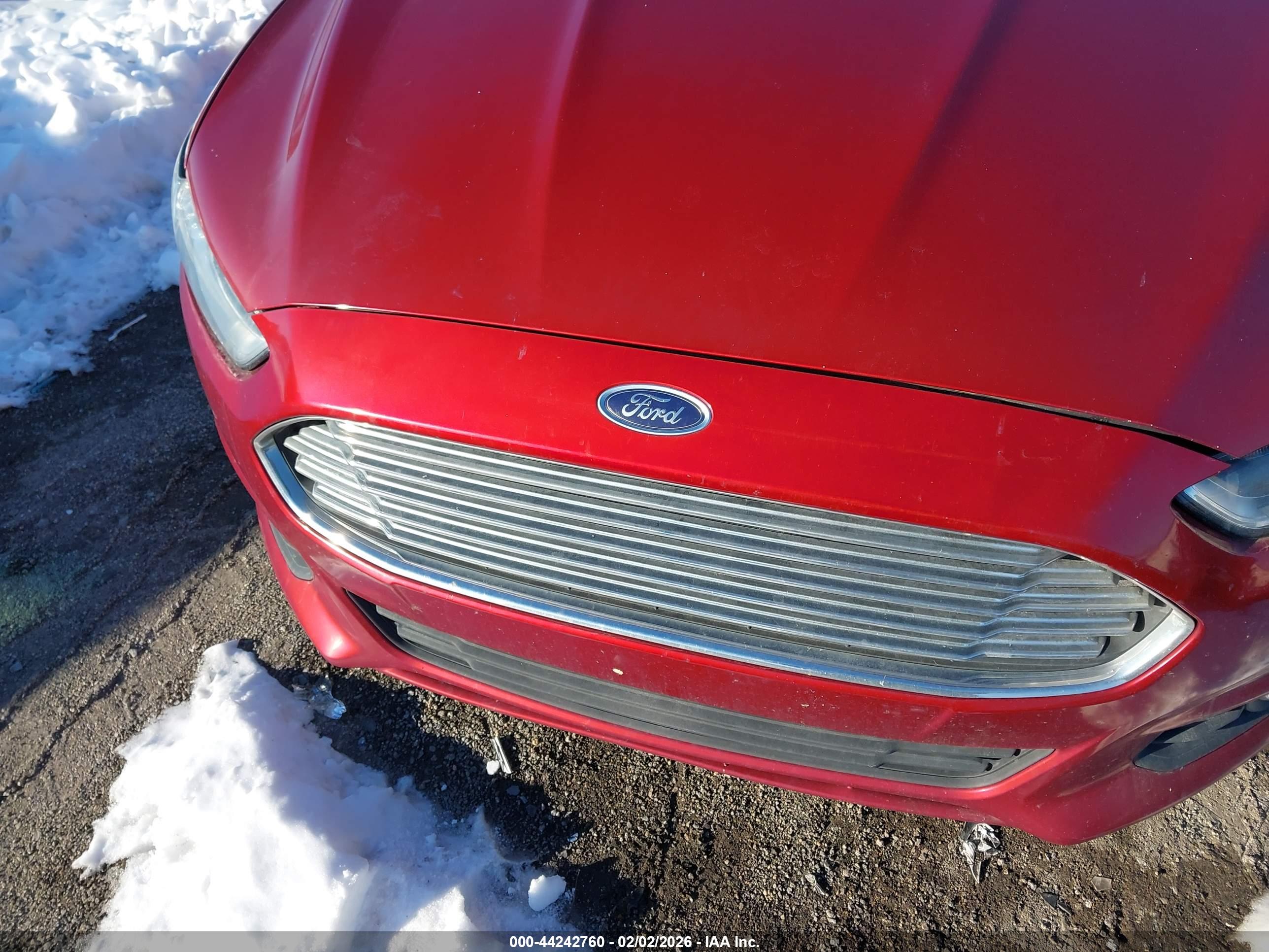 FORD FUSION image 6