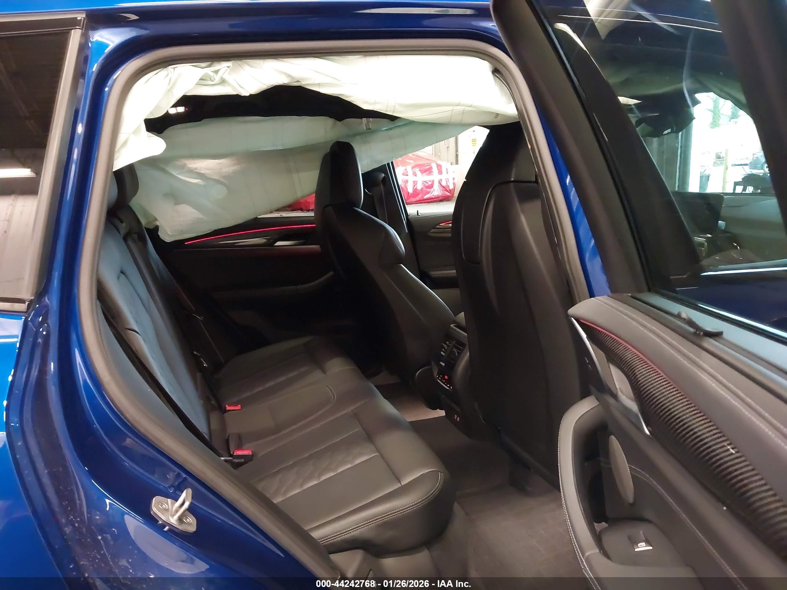 BMW X3 image 8