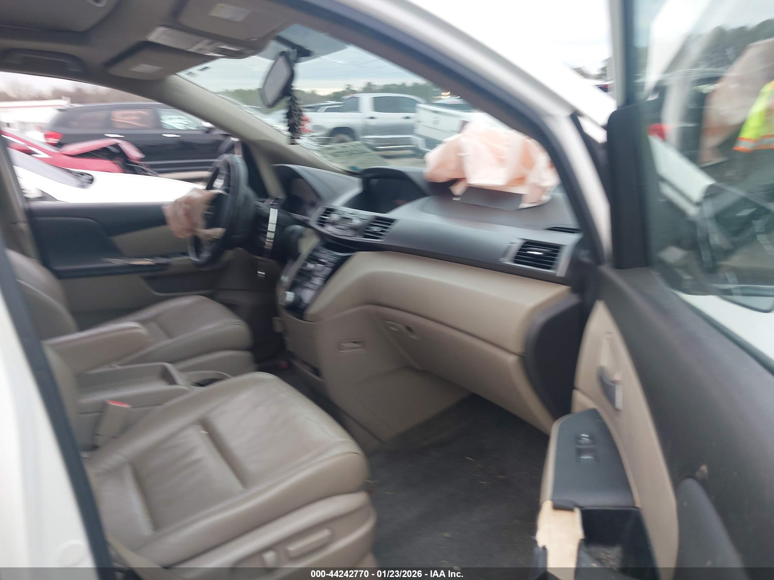 HONDA ODYSSEY image 5