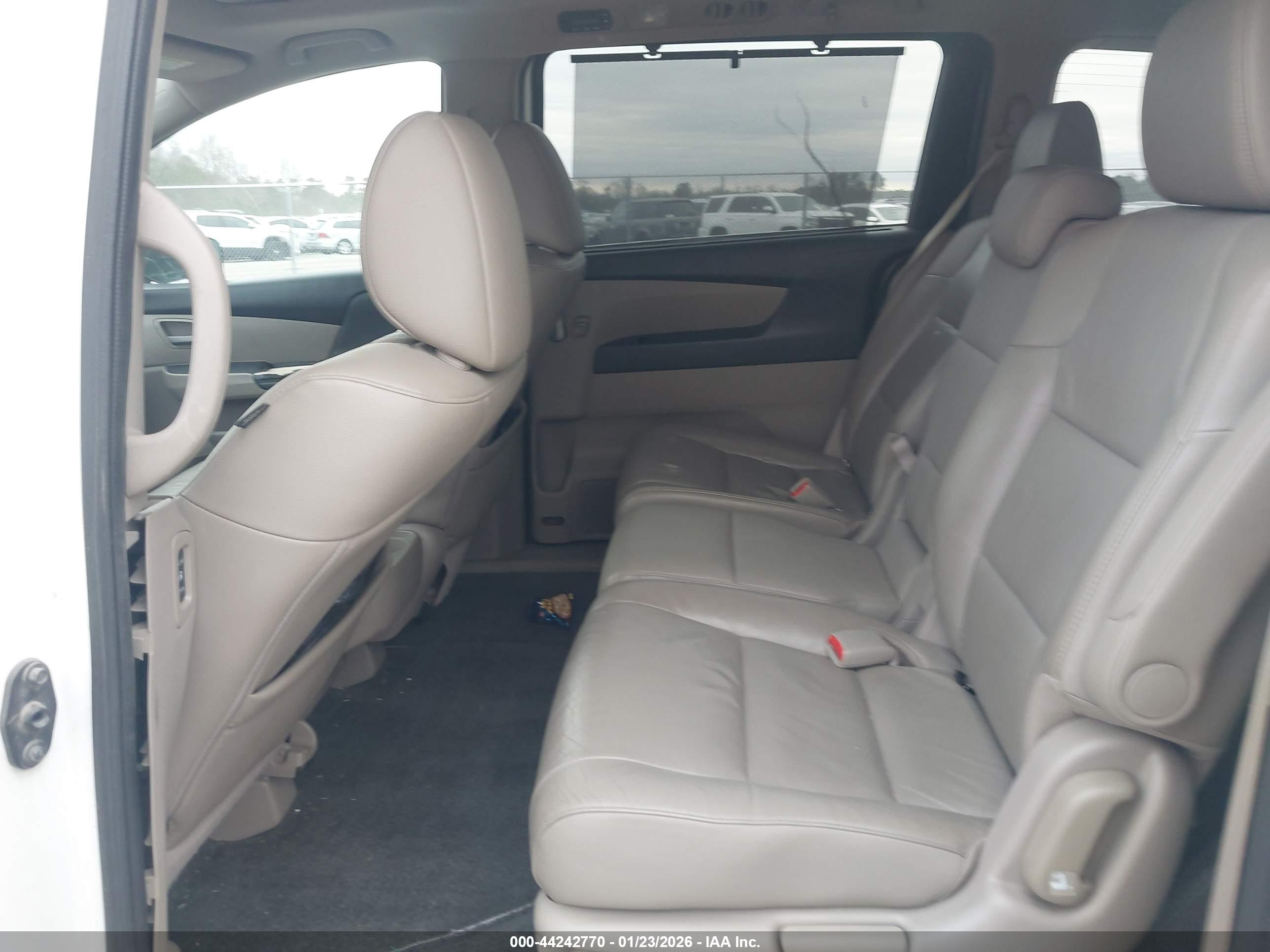 HONDA ODYSSEY image 8