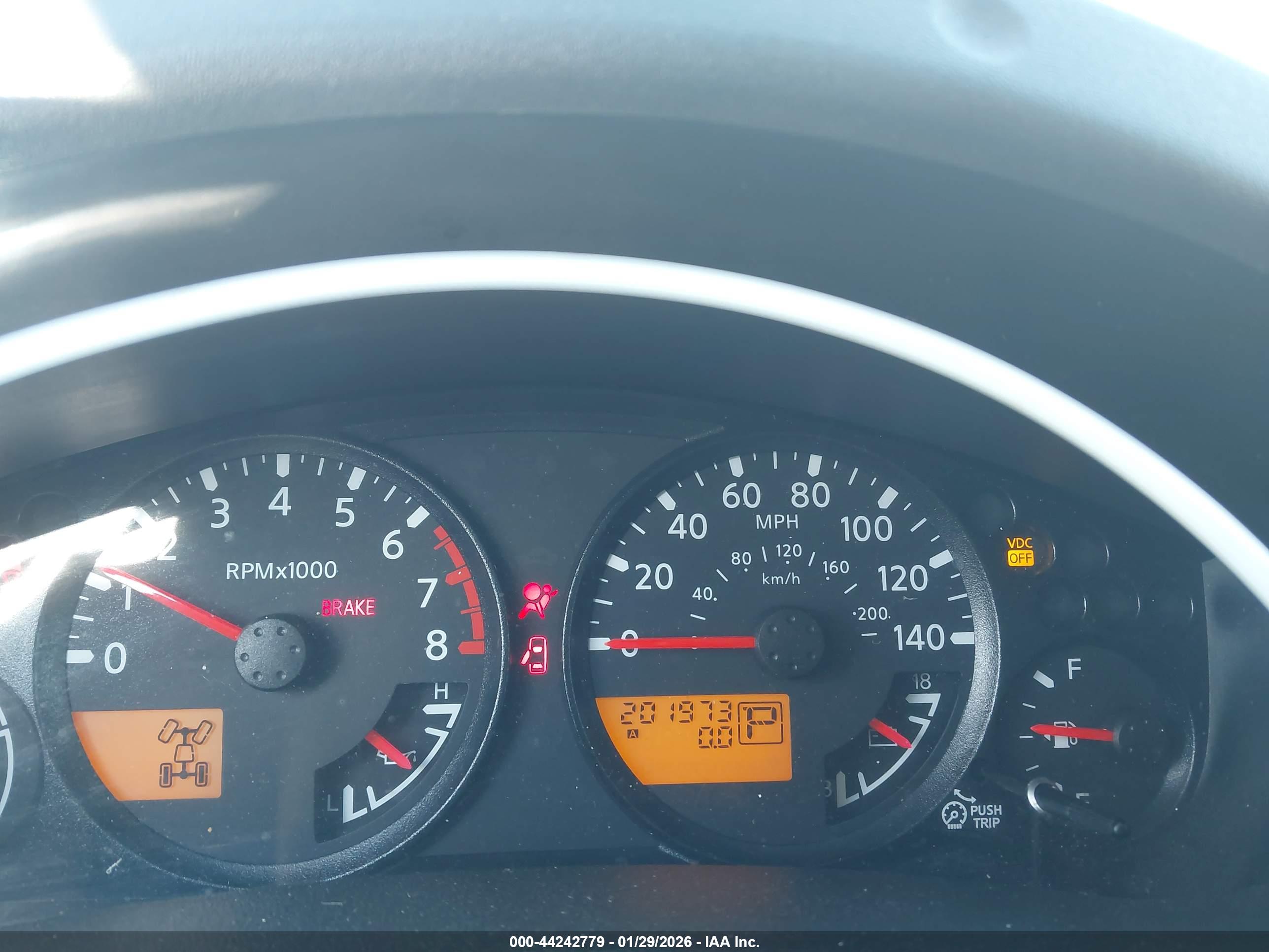NISSAN FRONTIER image 7