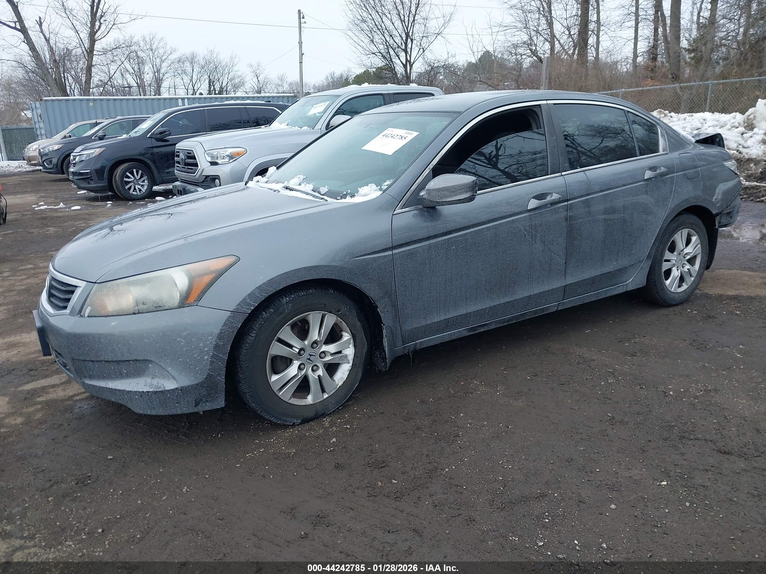 HONDA ACCORD image 2