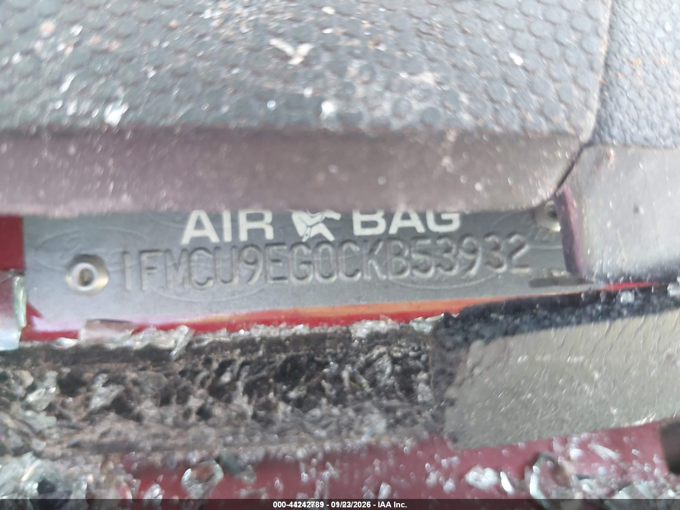 FORD ESCAPE image 9