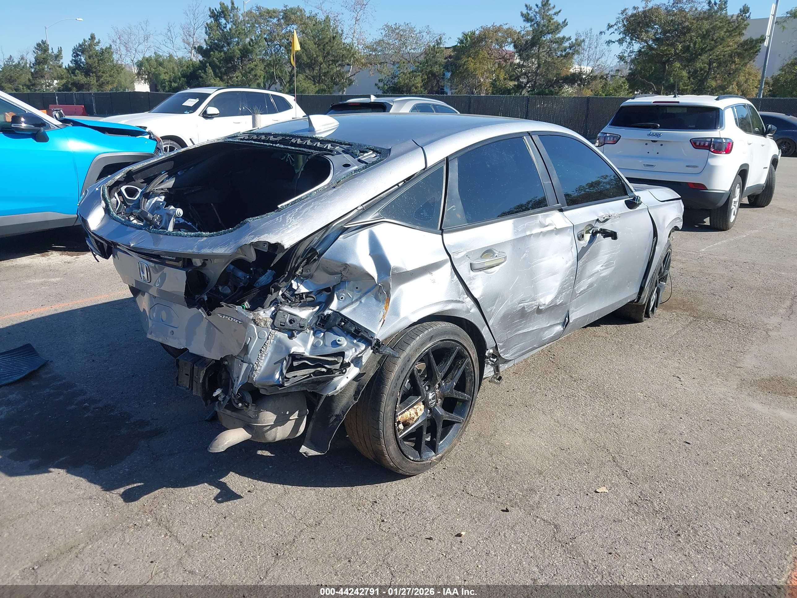HONDA CIVIC image 4
