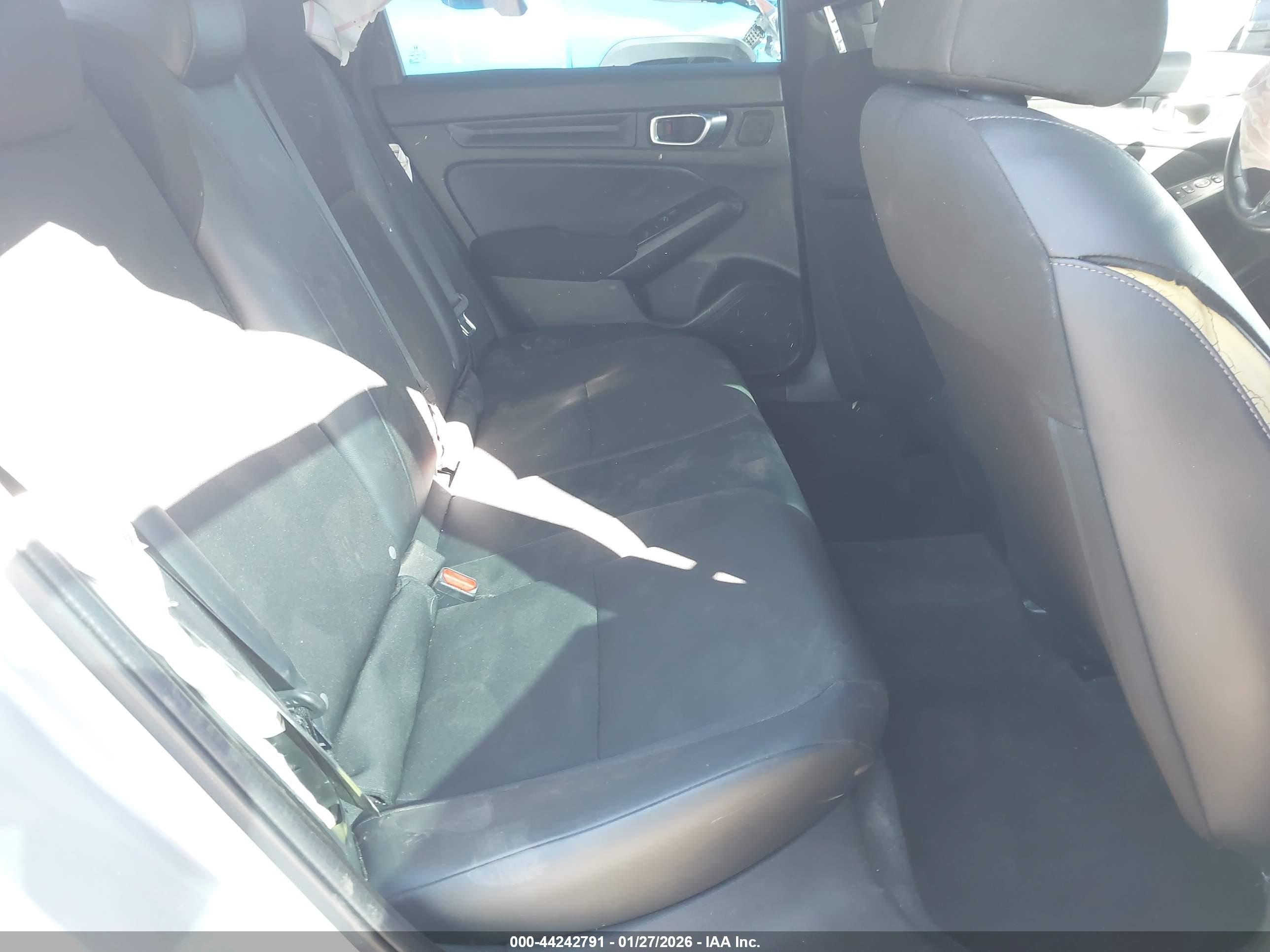 HONDA CIVIC image 8
