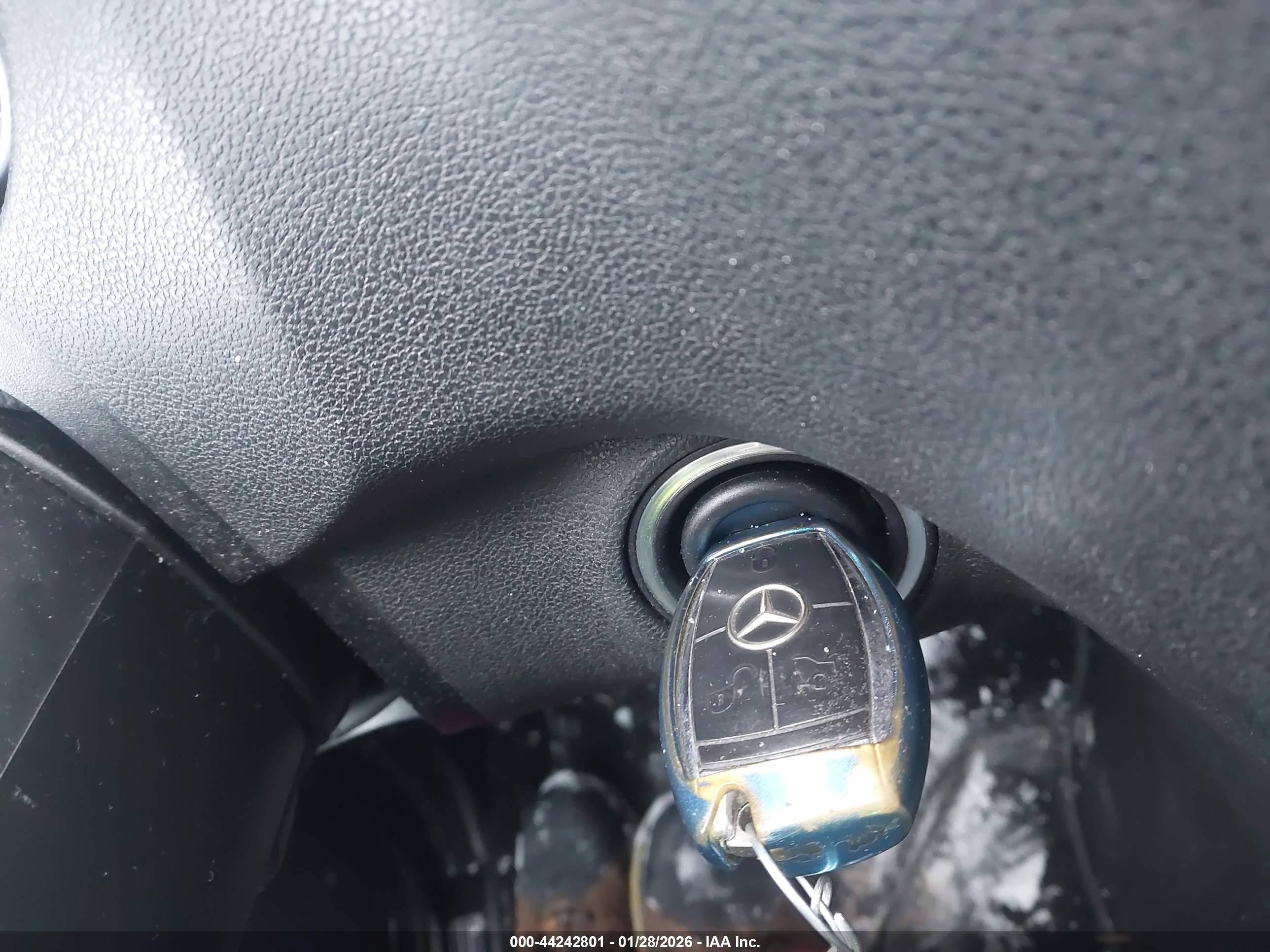 MERCEDES-BENZ ML image 11