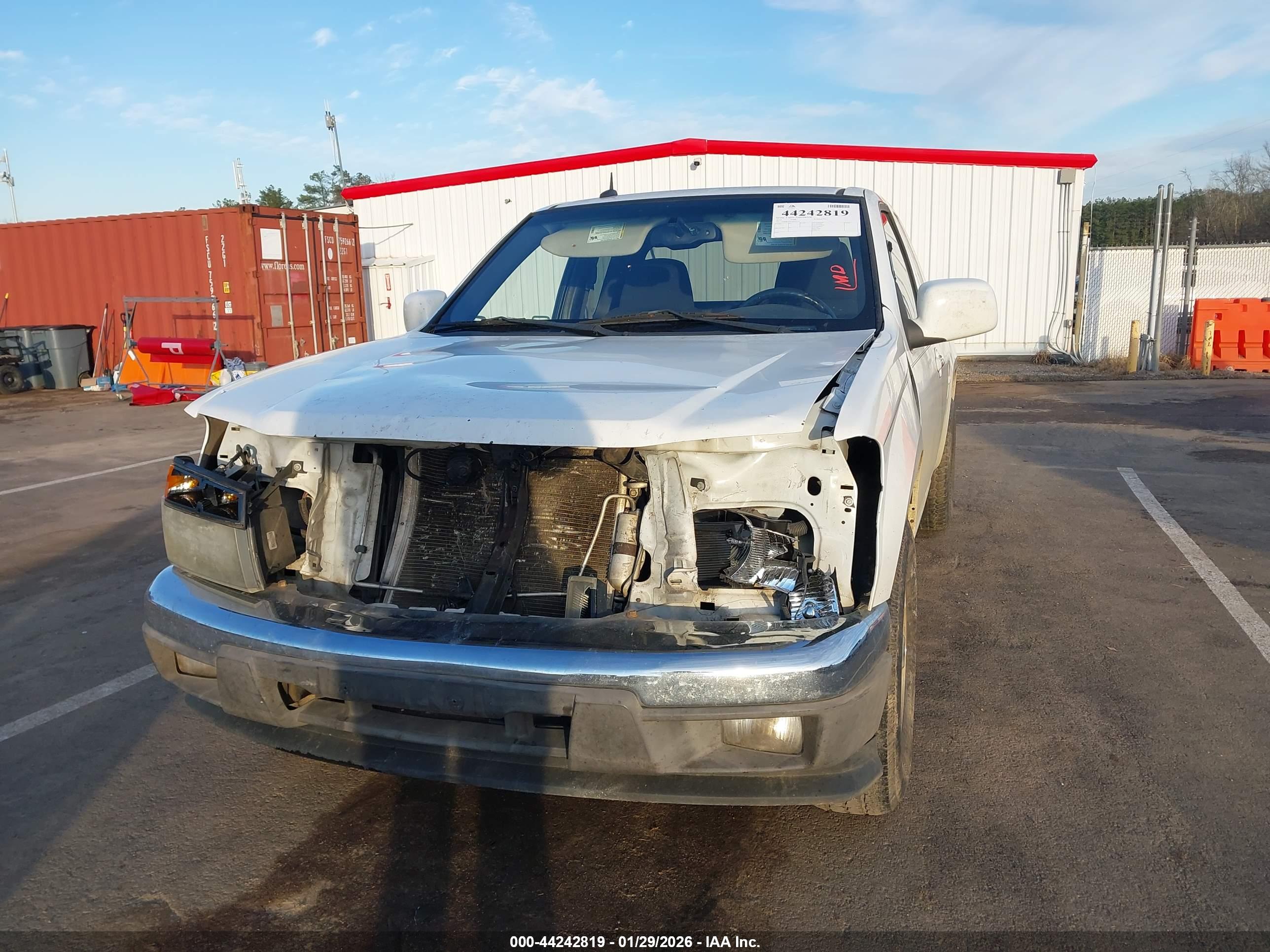 GMC CANYON image 6