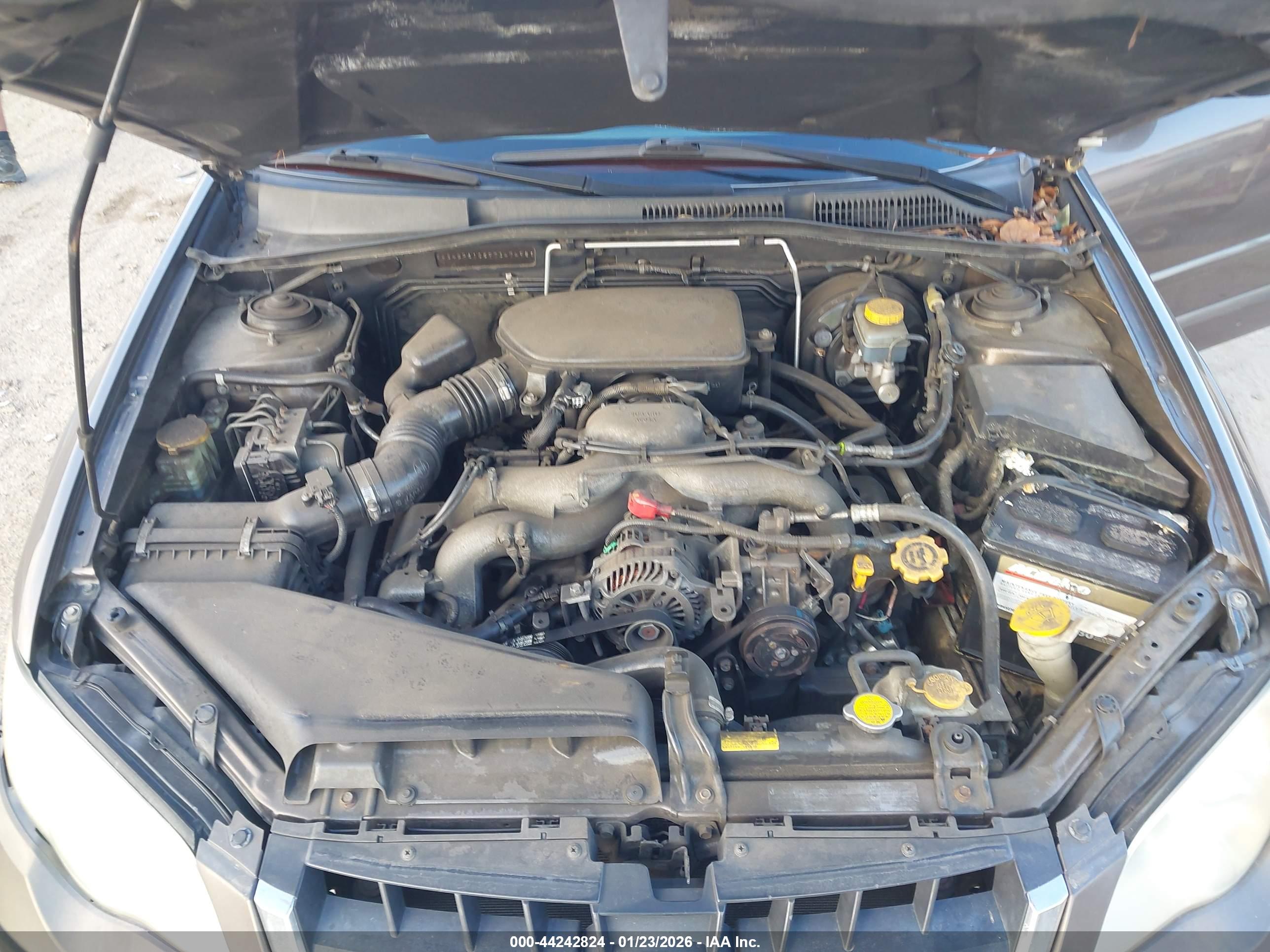 SUBARU OUTBACK image 10