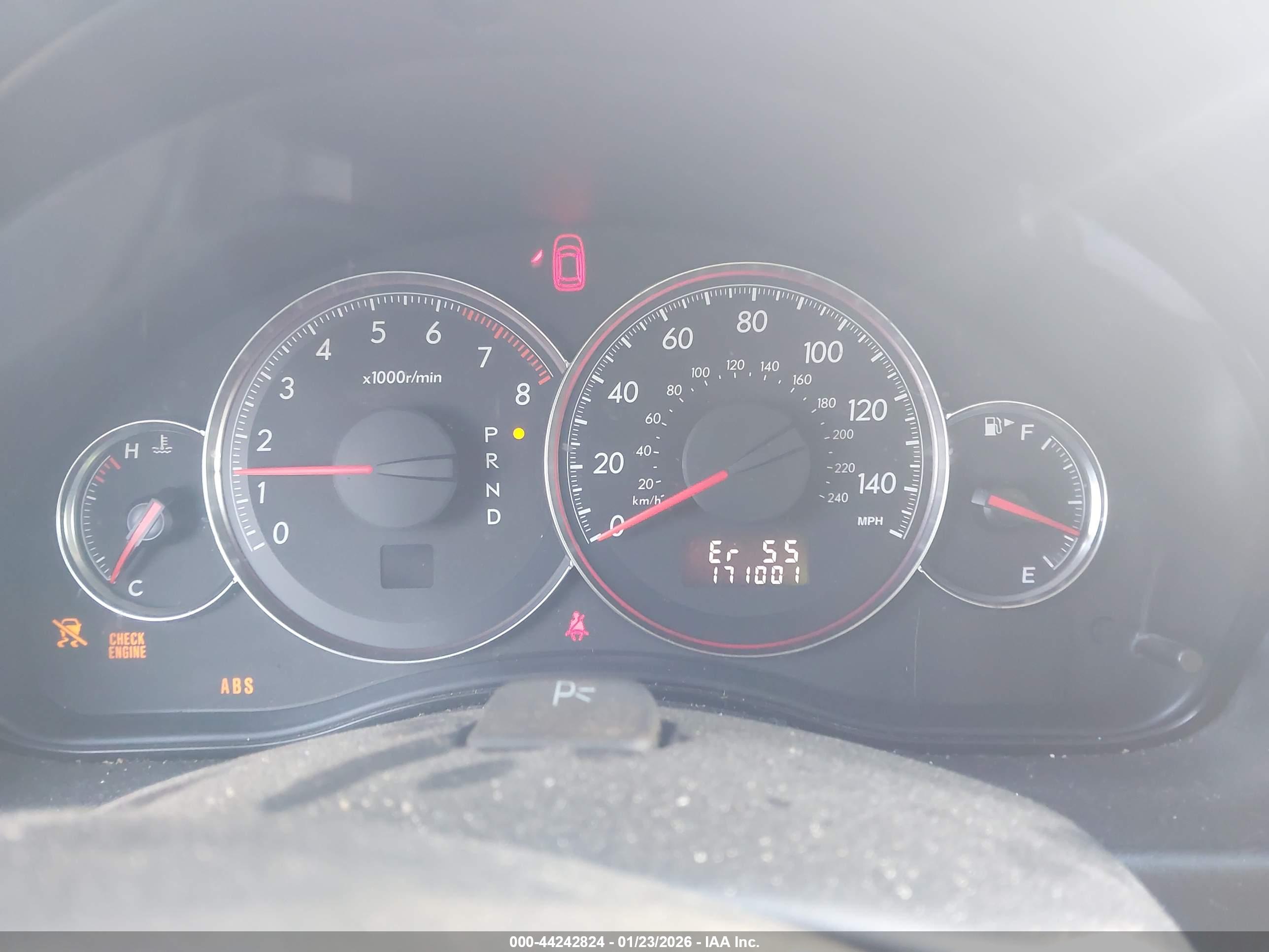 SUBARU OUTBACK image 7