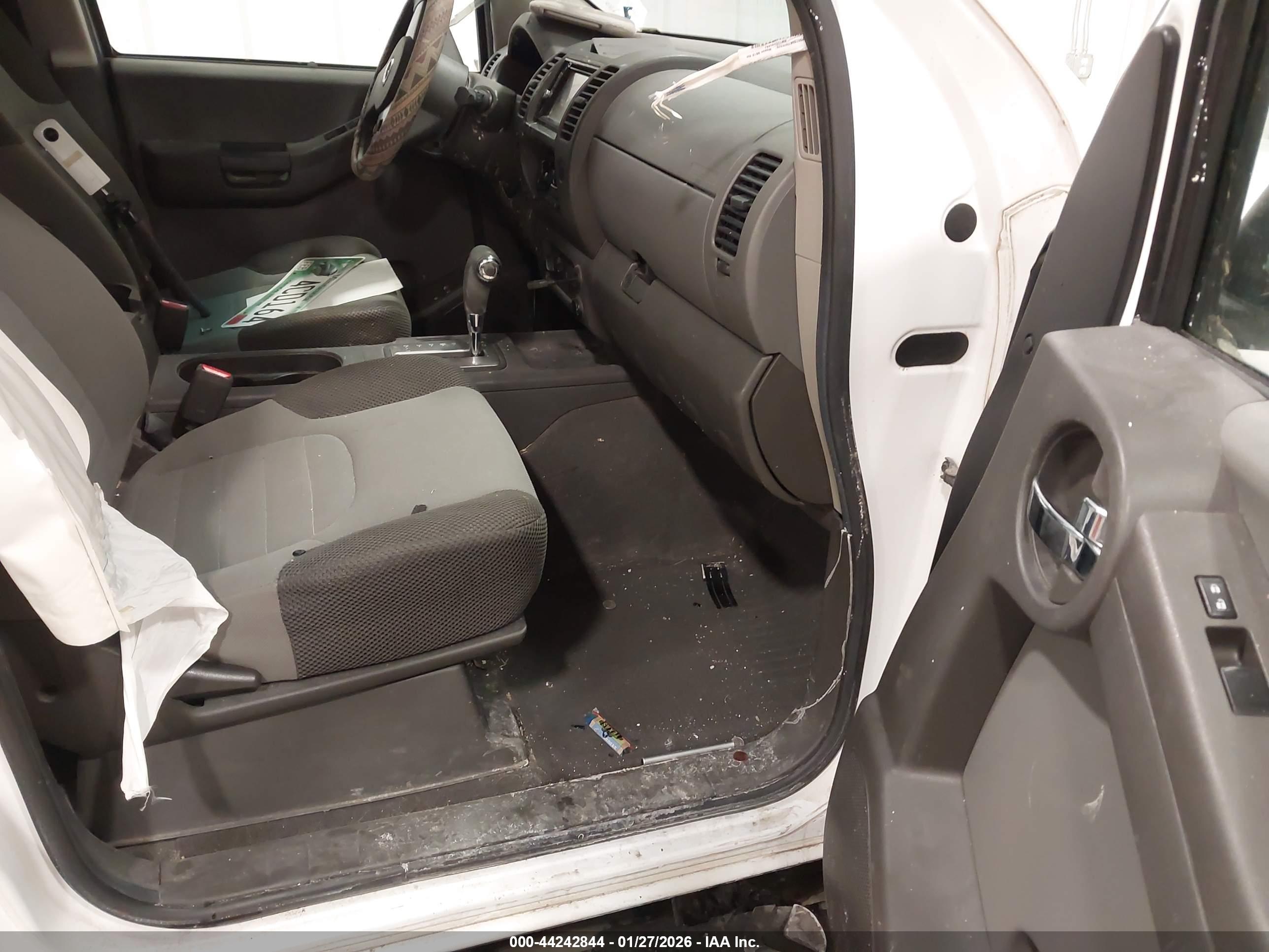 NISSAN XTERRA image 5