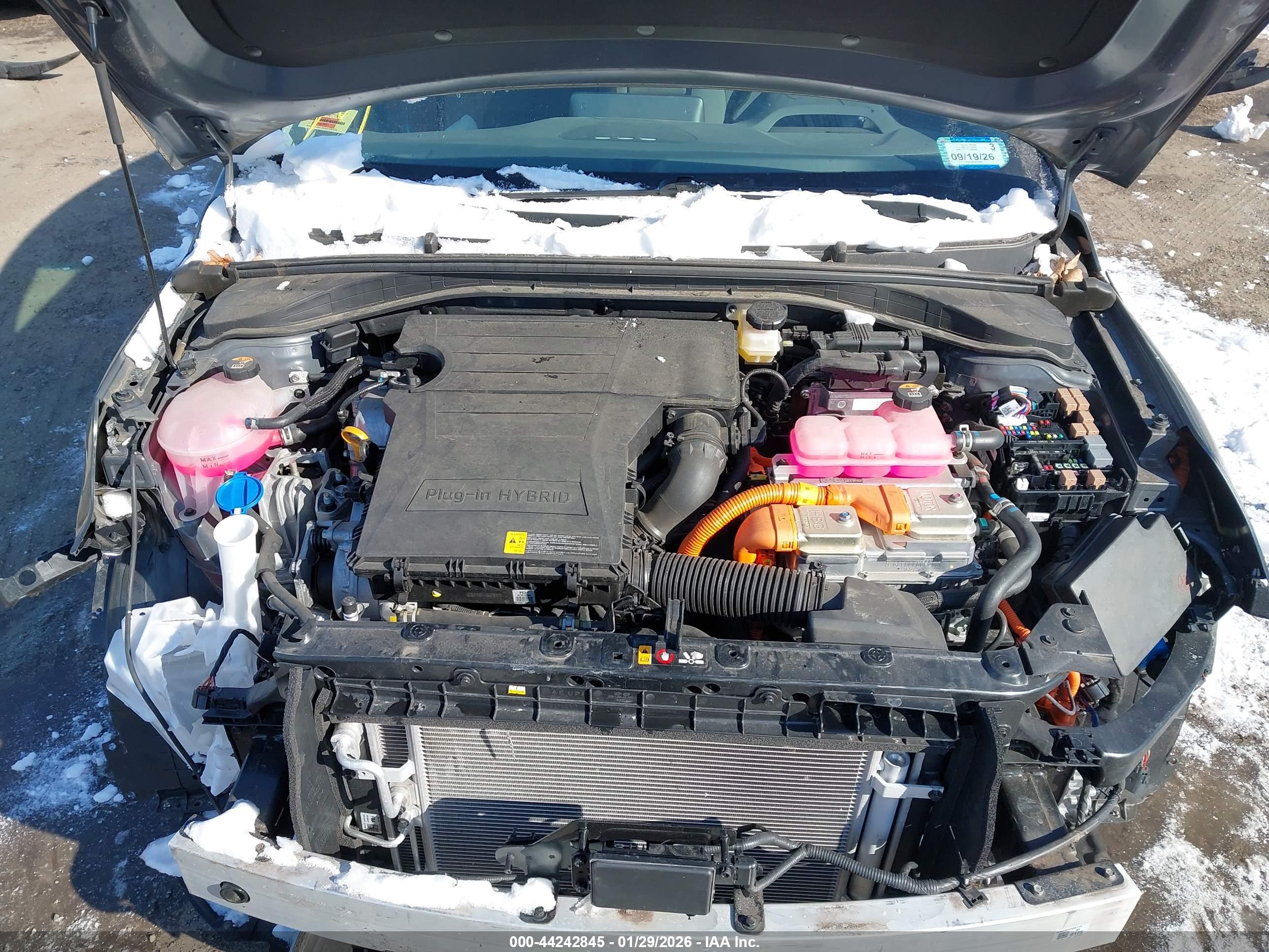 HYUNDAI IONIQ image 10