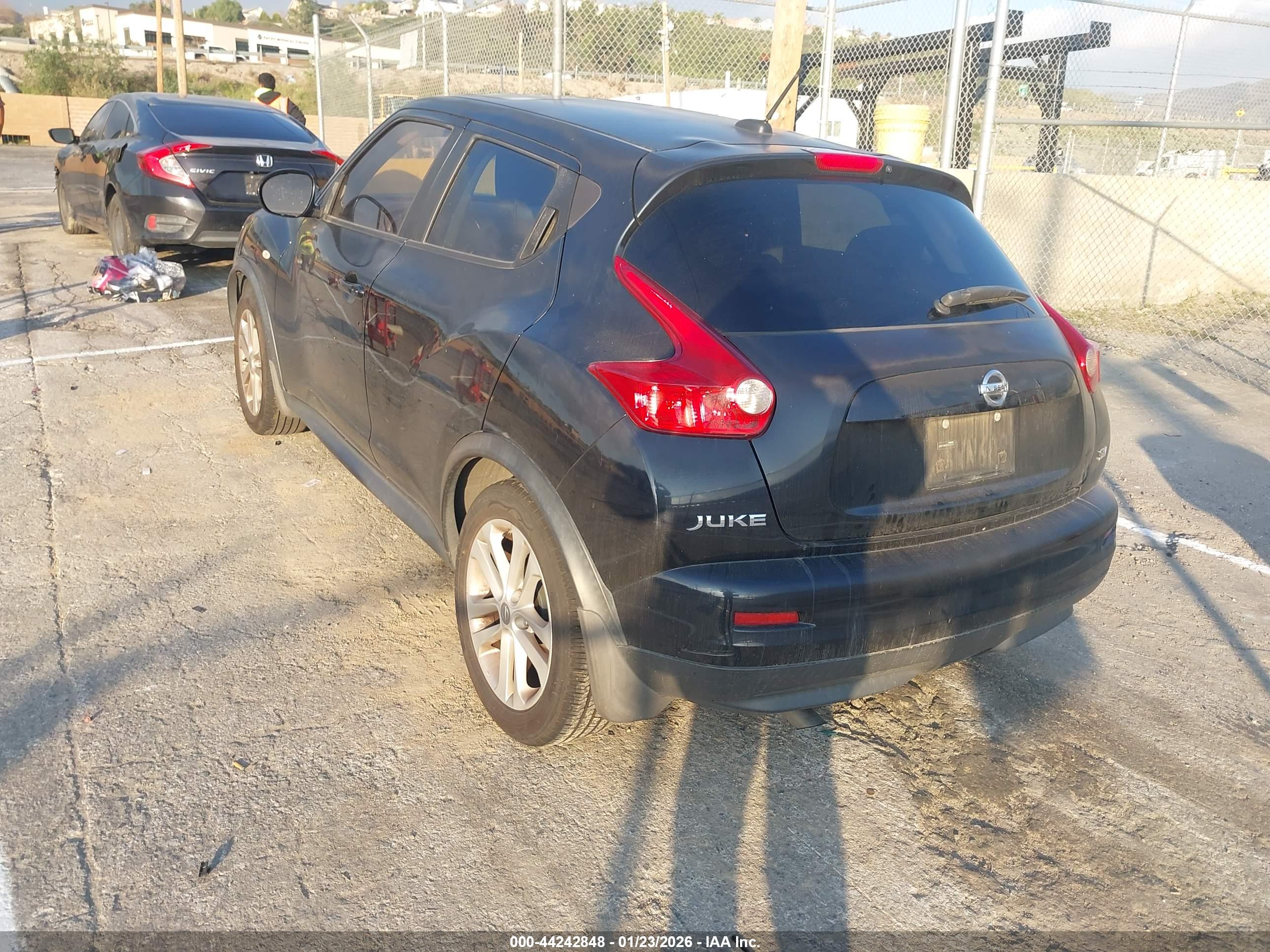 NISSAN JUKE image 3