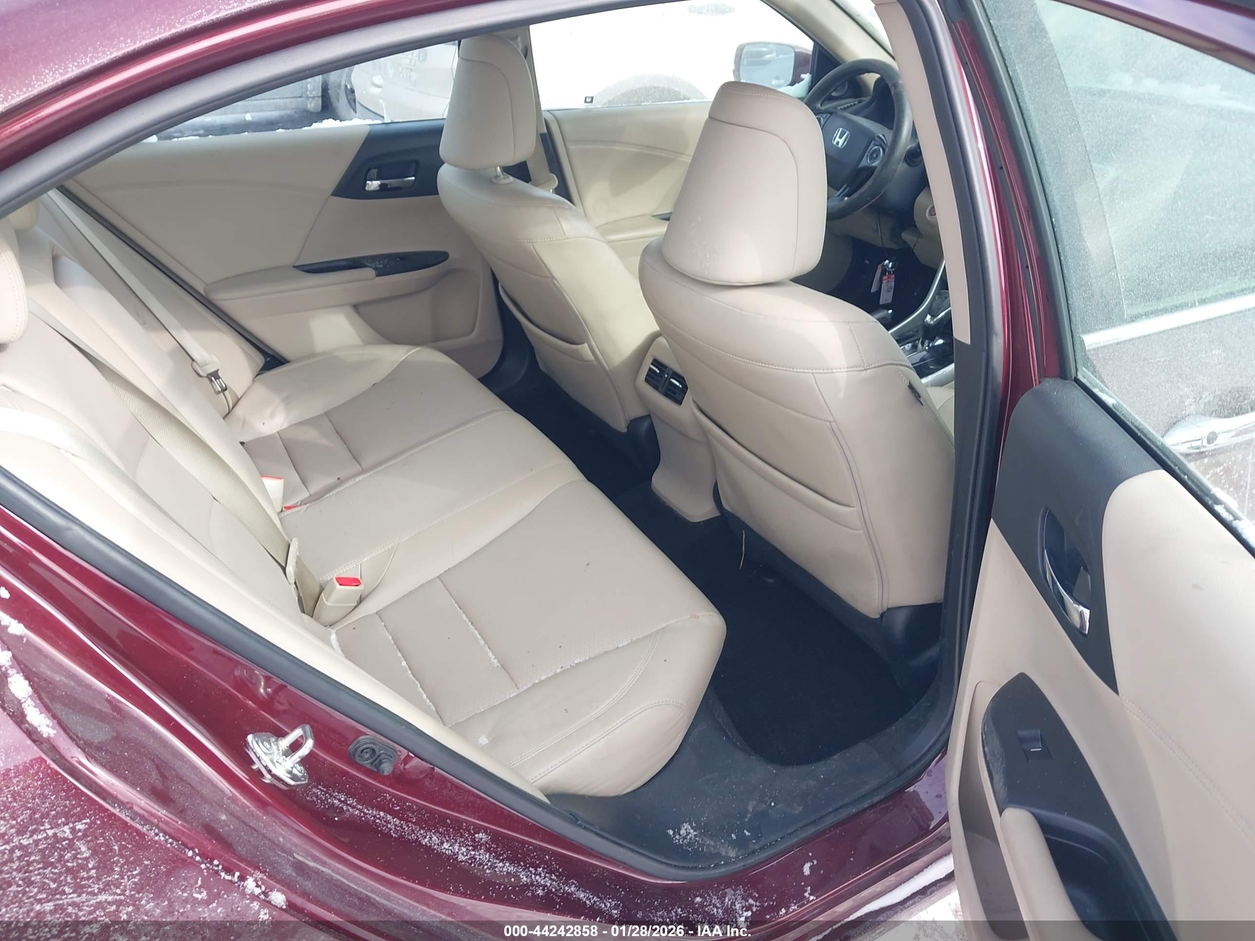 HONDA ACCORD image 8