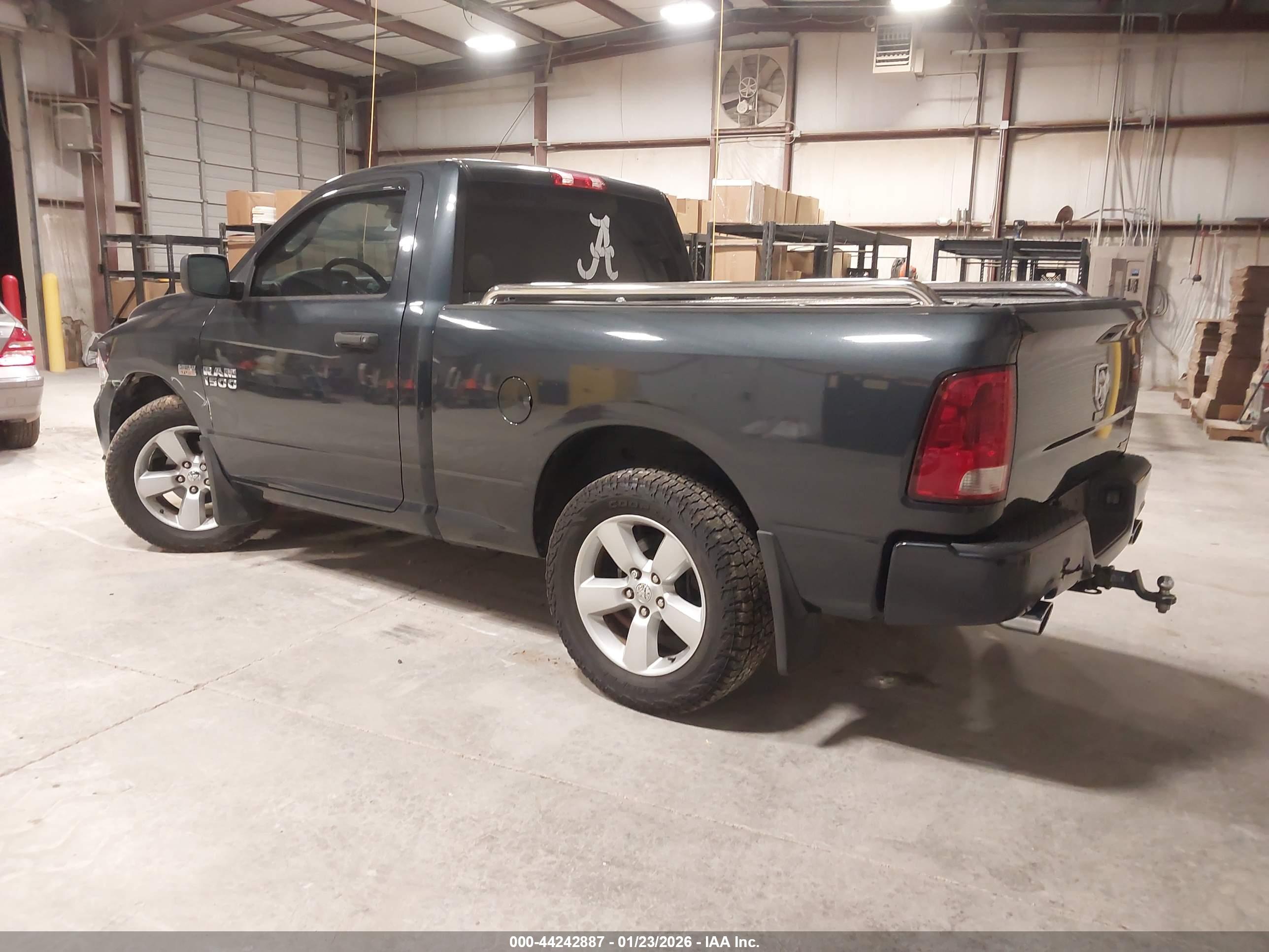 RAM 1500 image 3