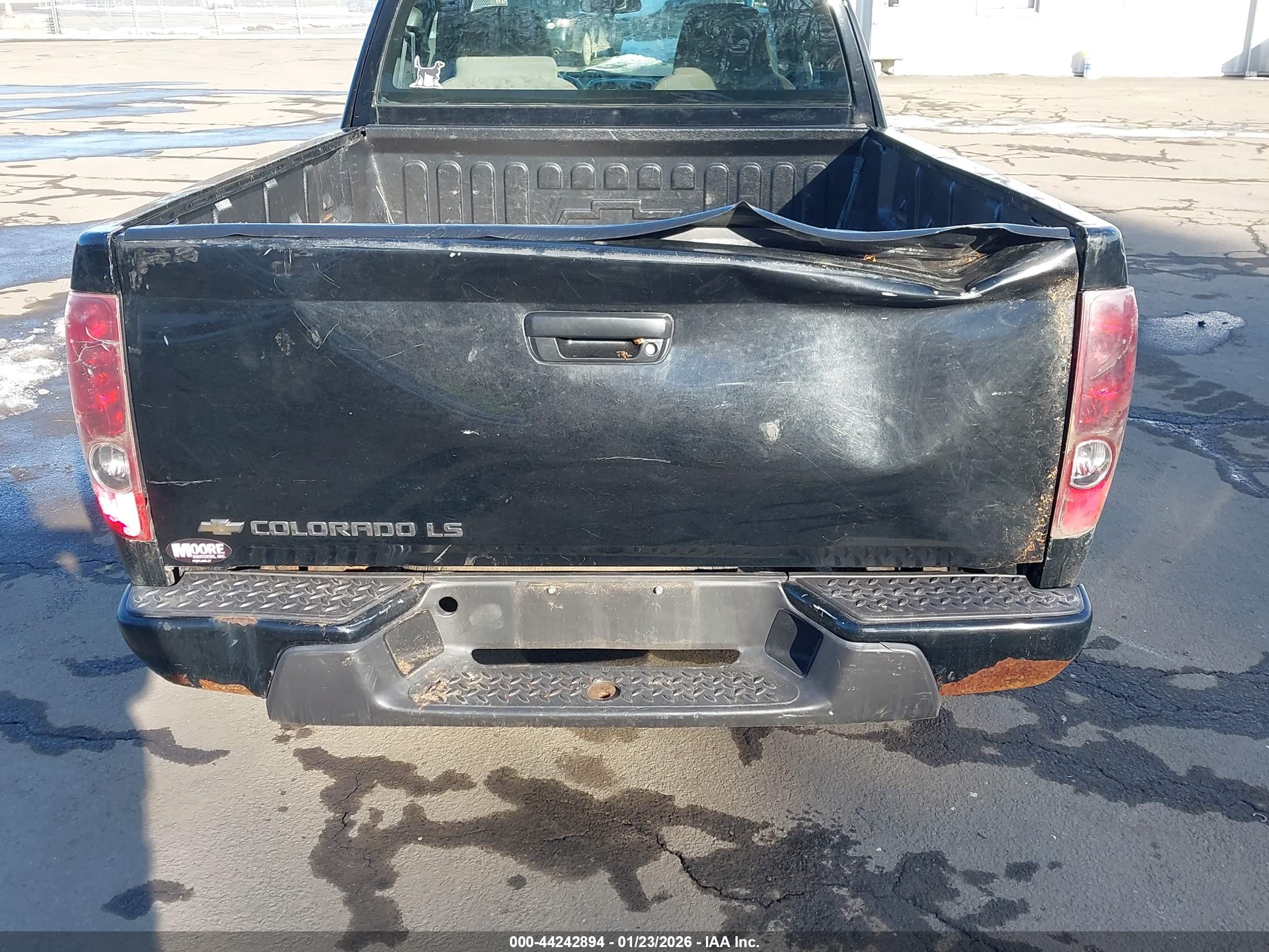 CHEVROLET COLORADO image 6