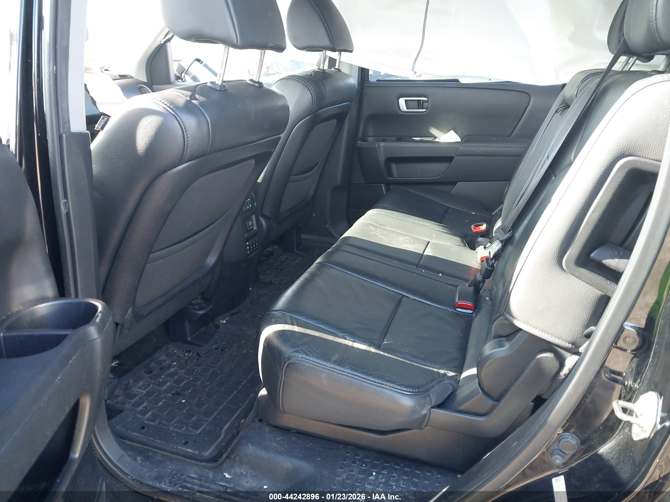 HONDA PILOT image 8