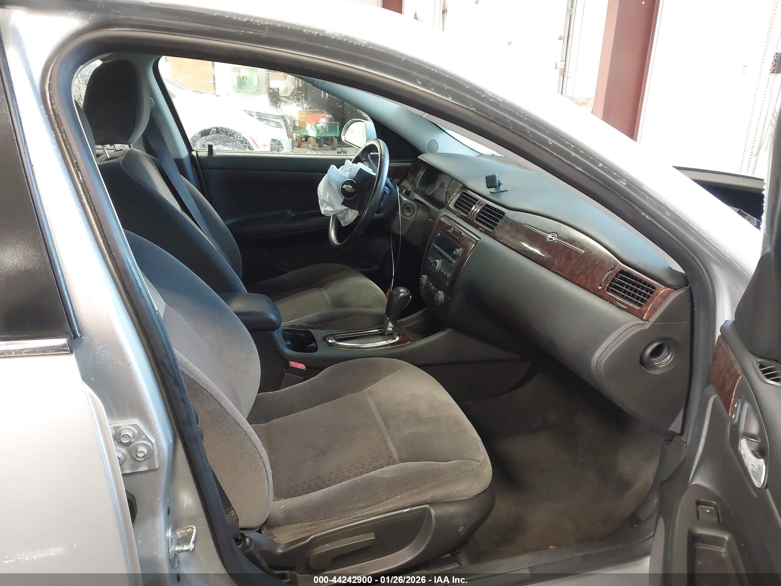 CHEVROLET IMPALA image 5