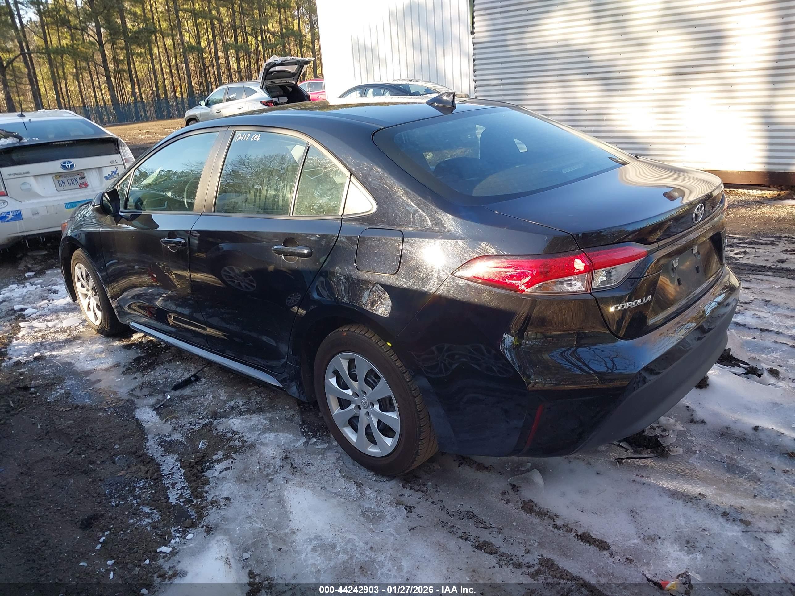 TOYOTA COROLLA image 3