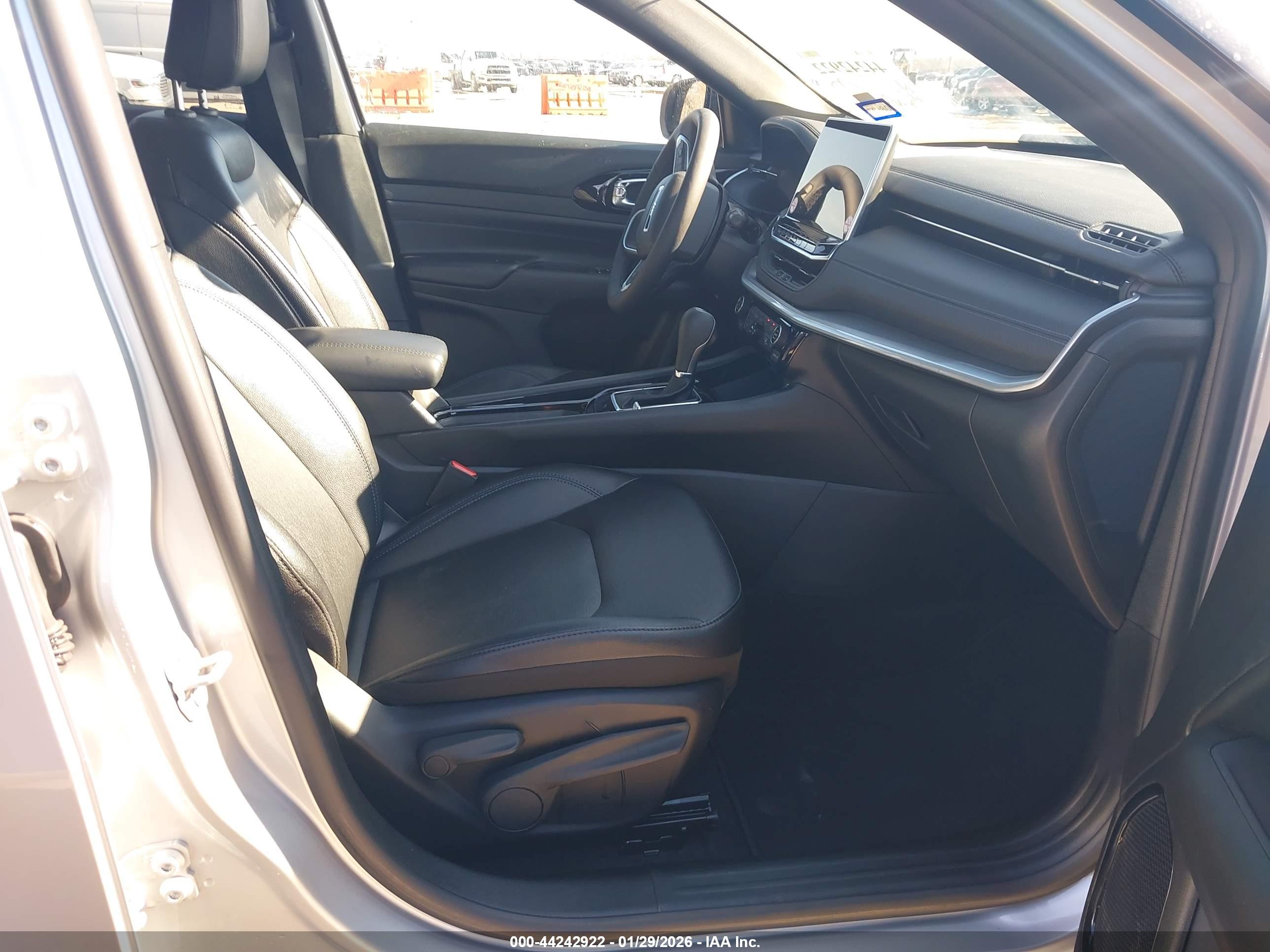 JEEP COMPASS image 5