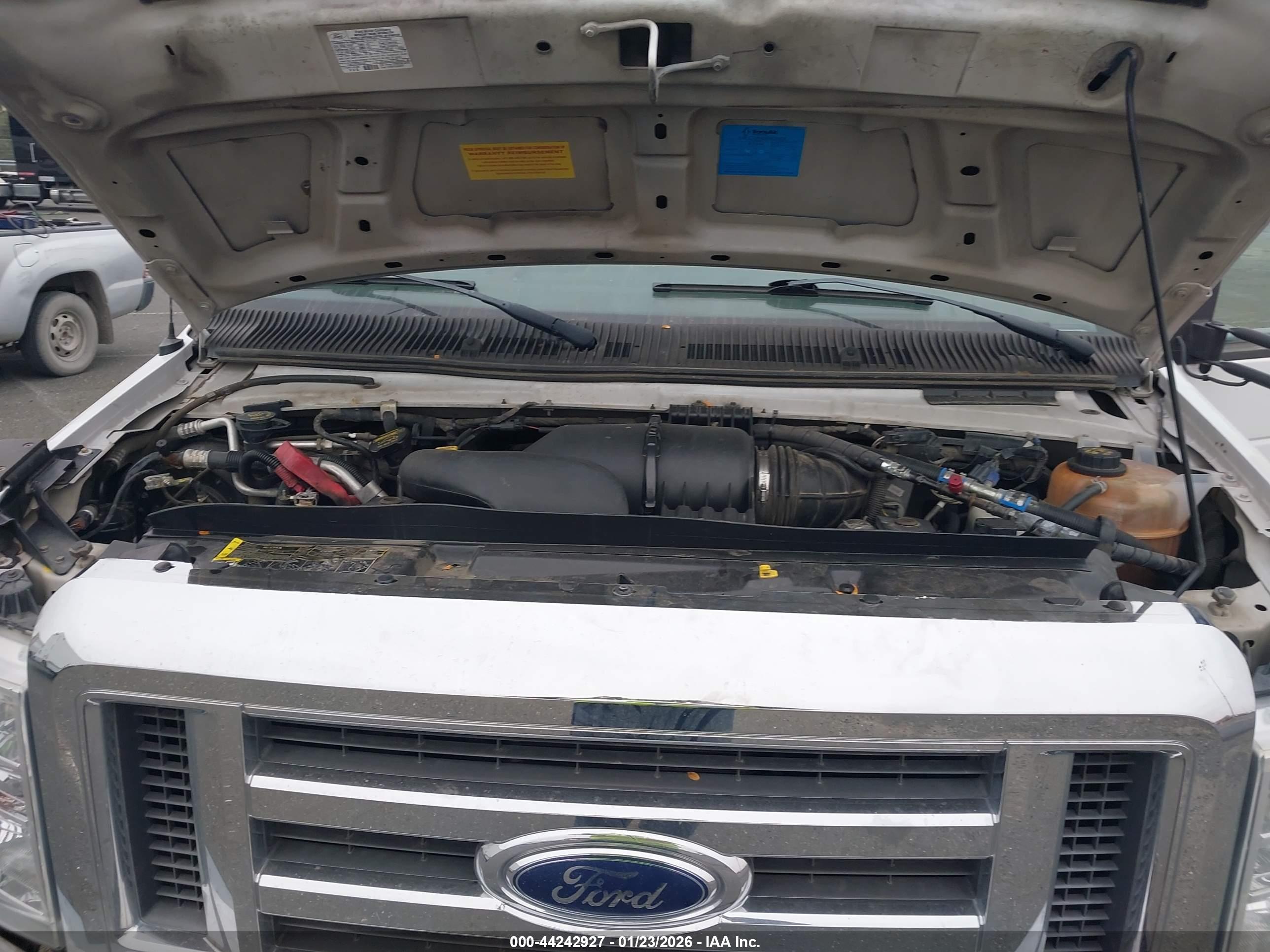FORD E-450 image 10
