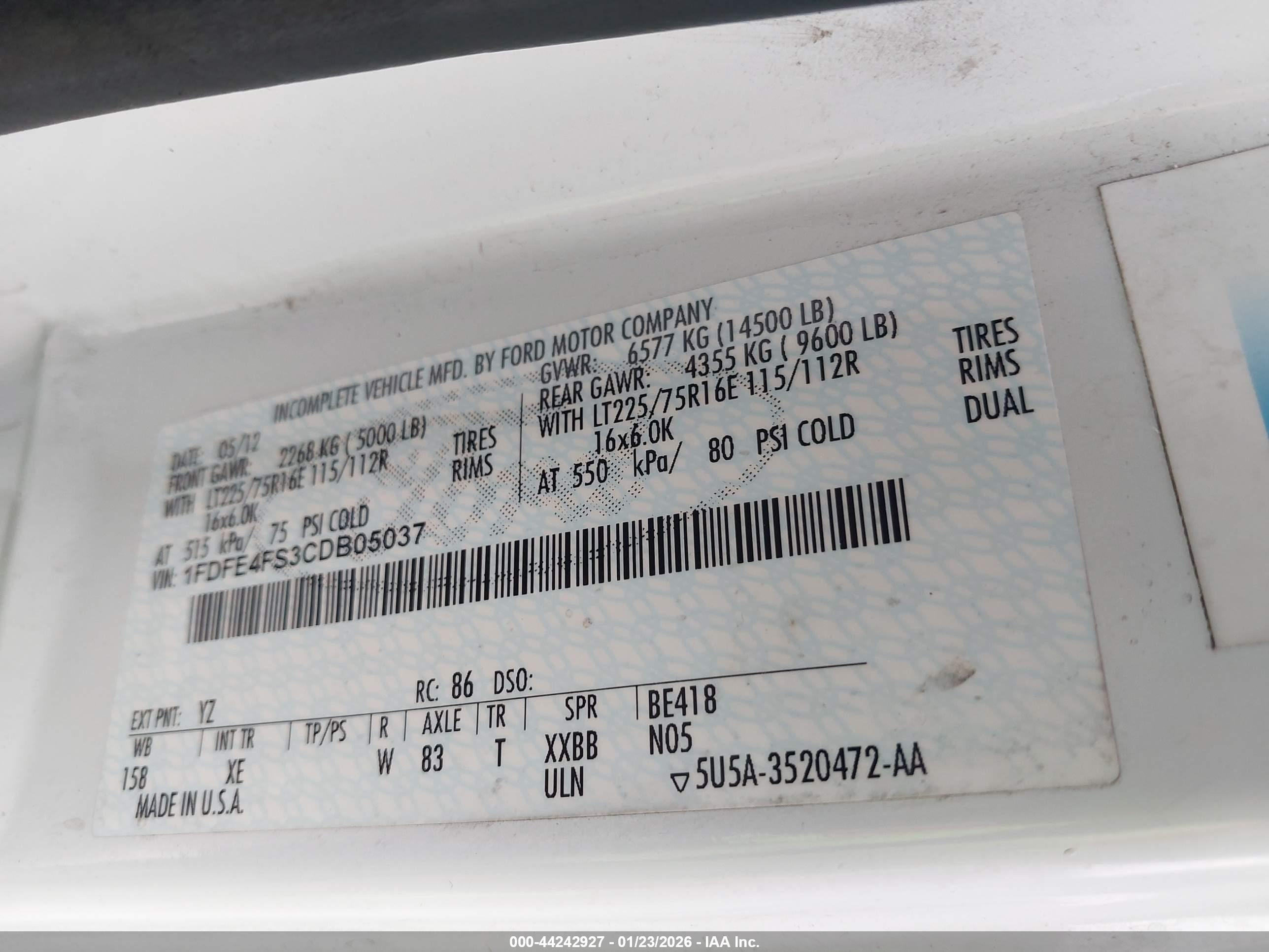 FORD E-450 image 9