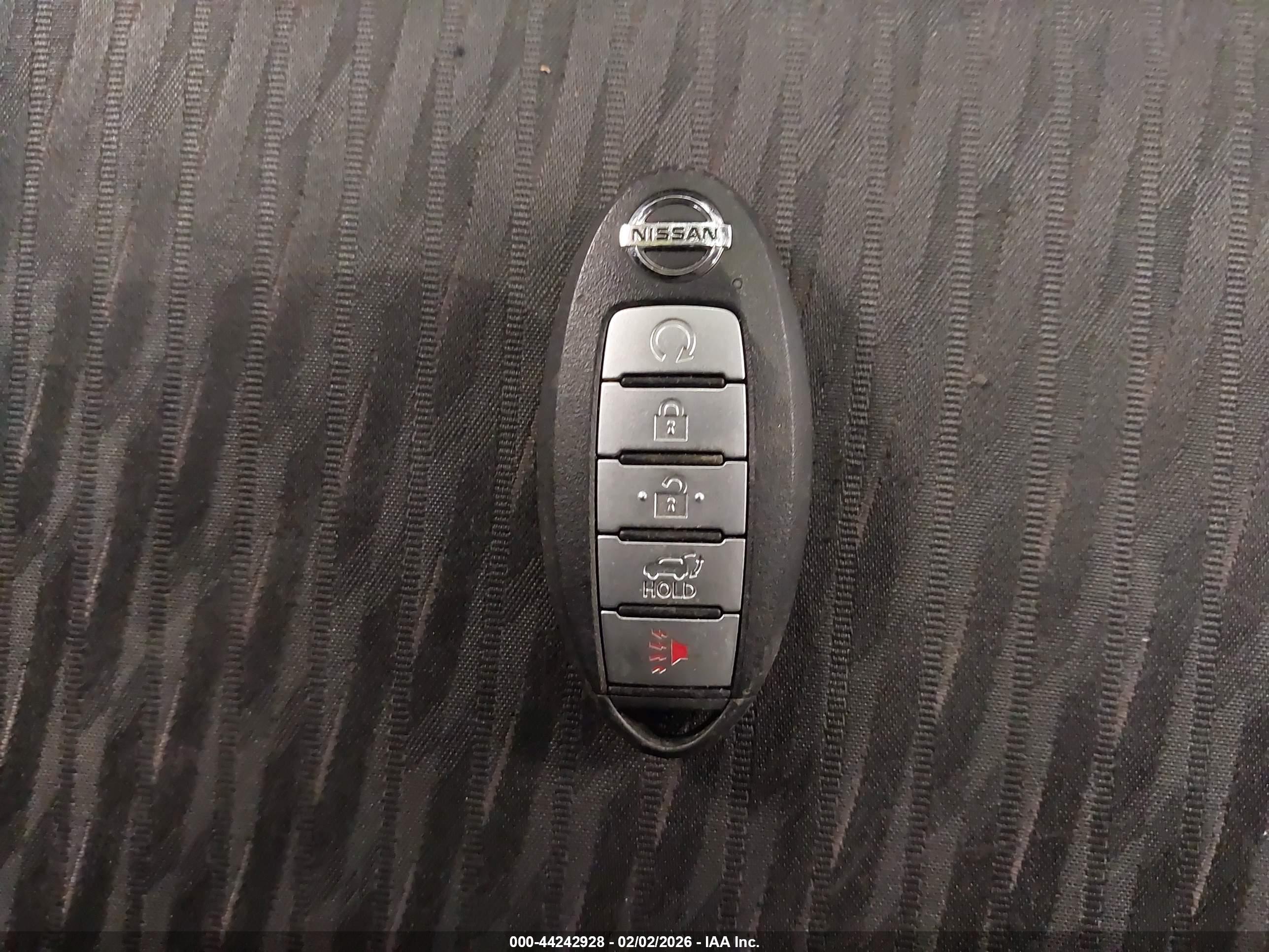 NISSAN ROGUE image 11